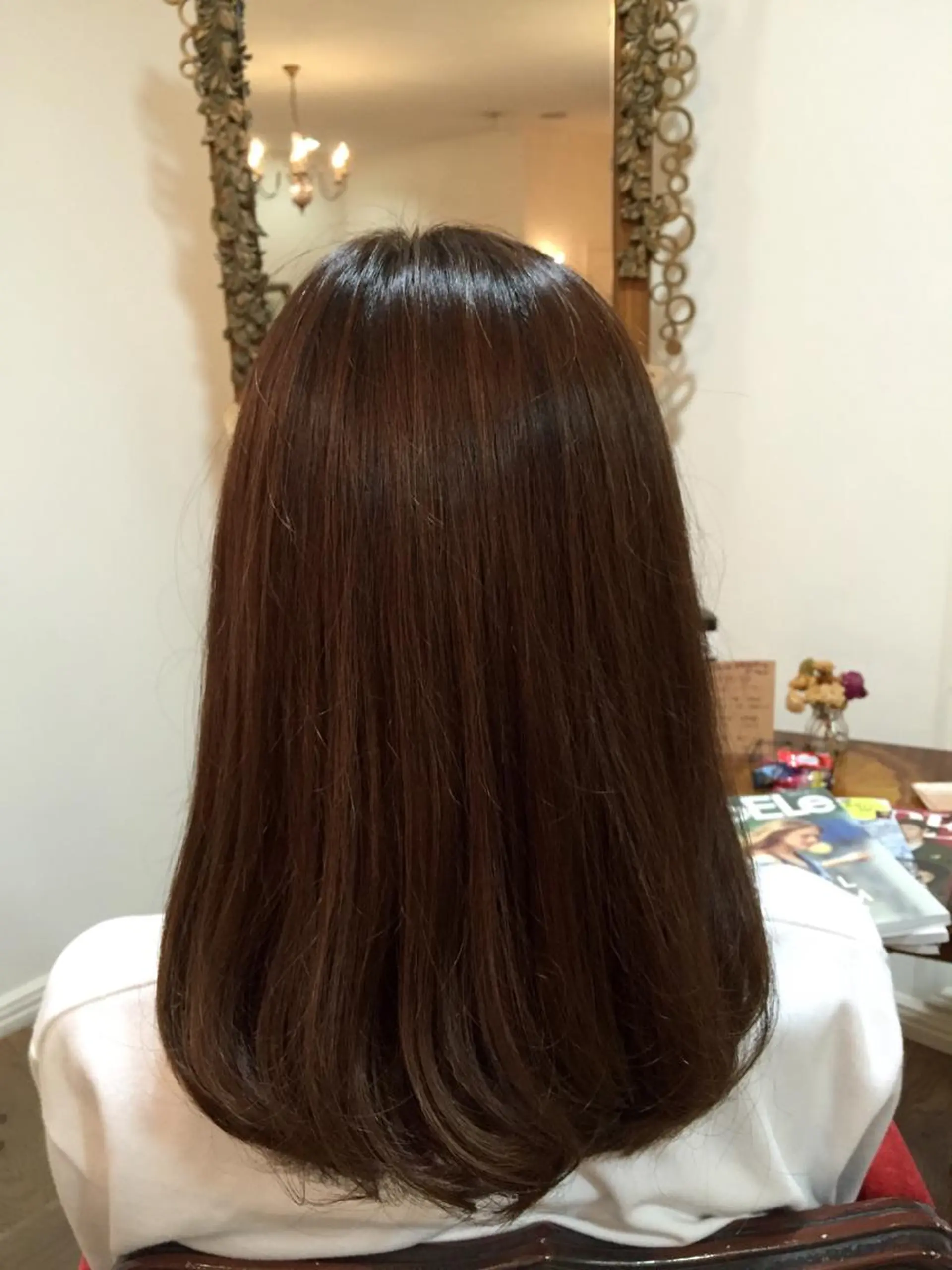 ミディアム ハイライト 三好 美里のヘアスタイル