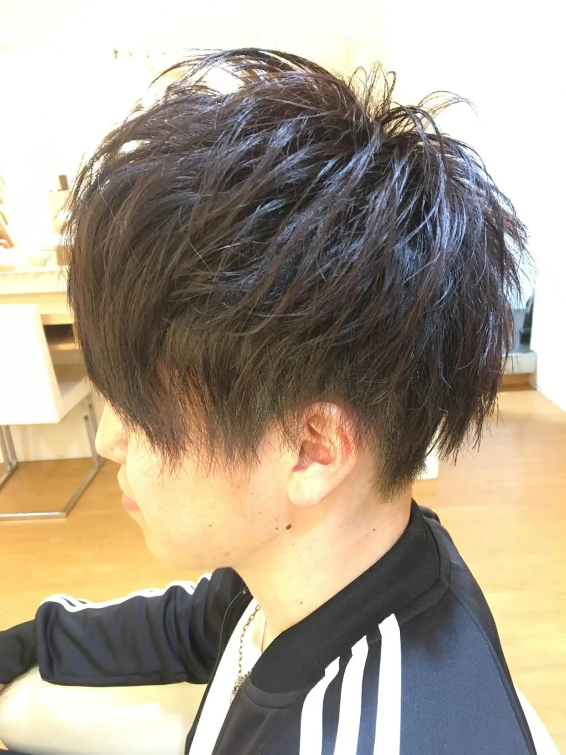 ショート カラー メンズ メンズカット 三村洸斗のヘアスタイル