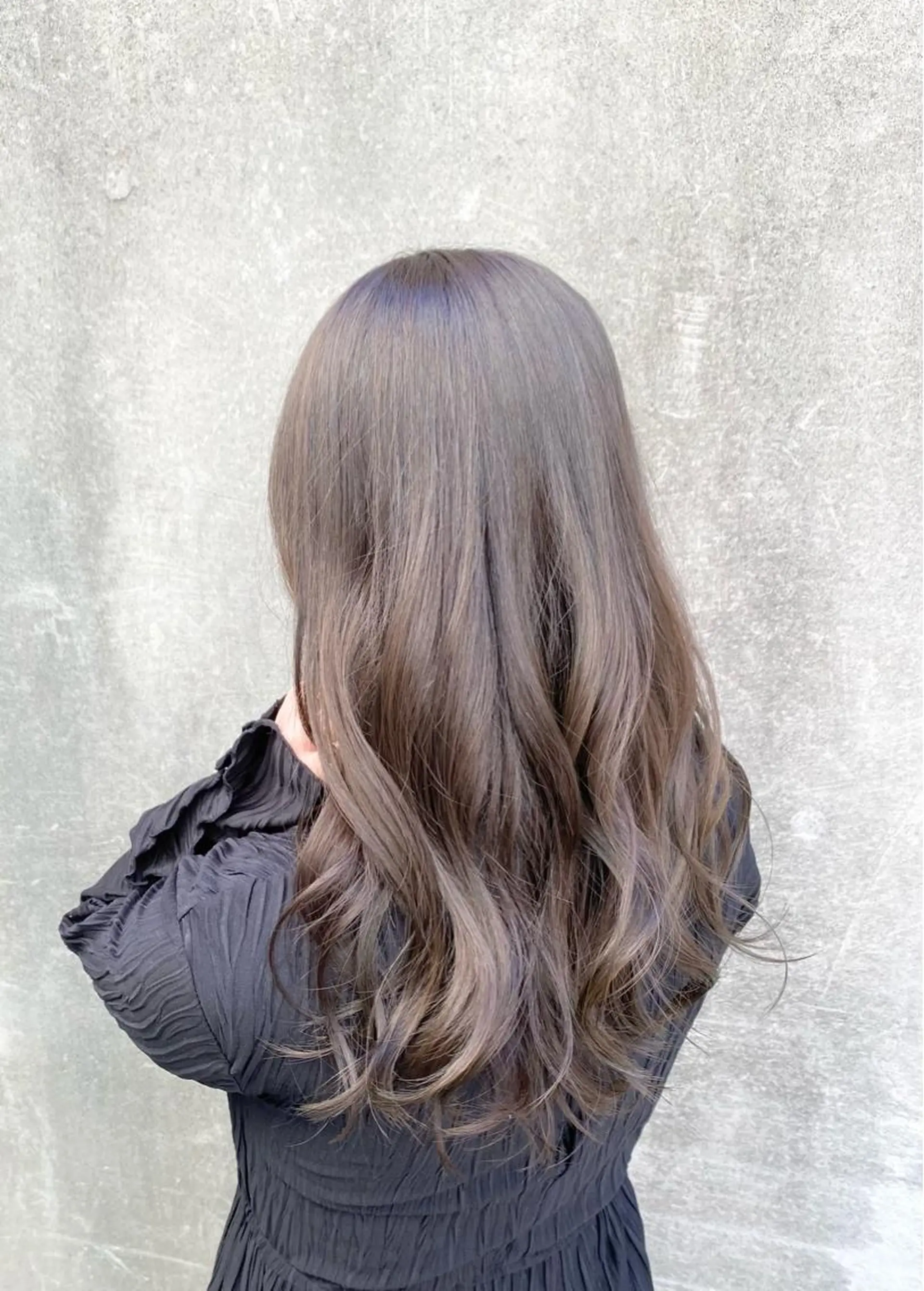 ロング カラー ベージュカラー ヘアカラー トリートメント motel所属・雰囲気引き出す ✨大人レディのヘアスタイル