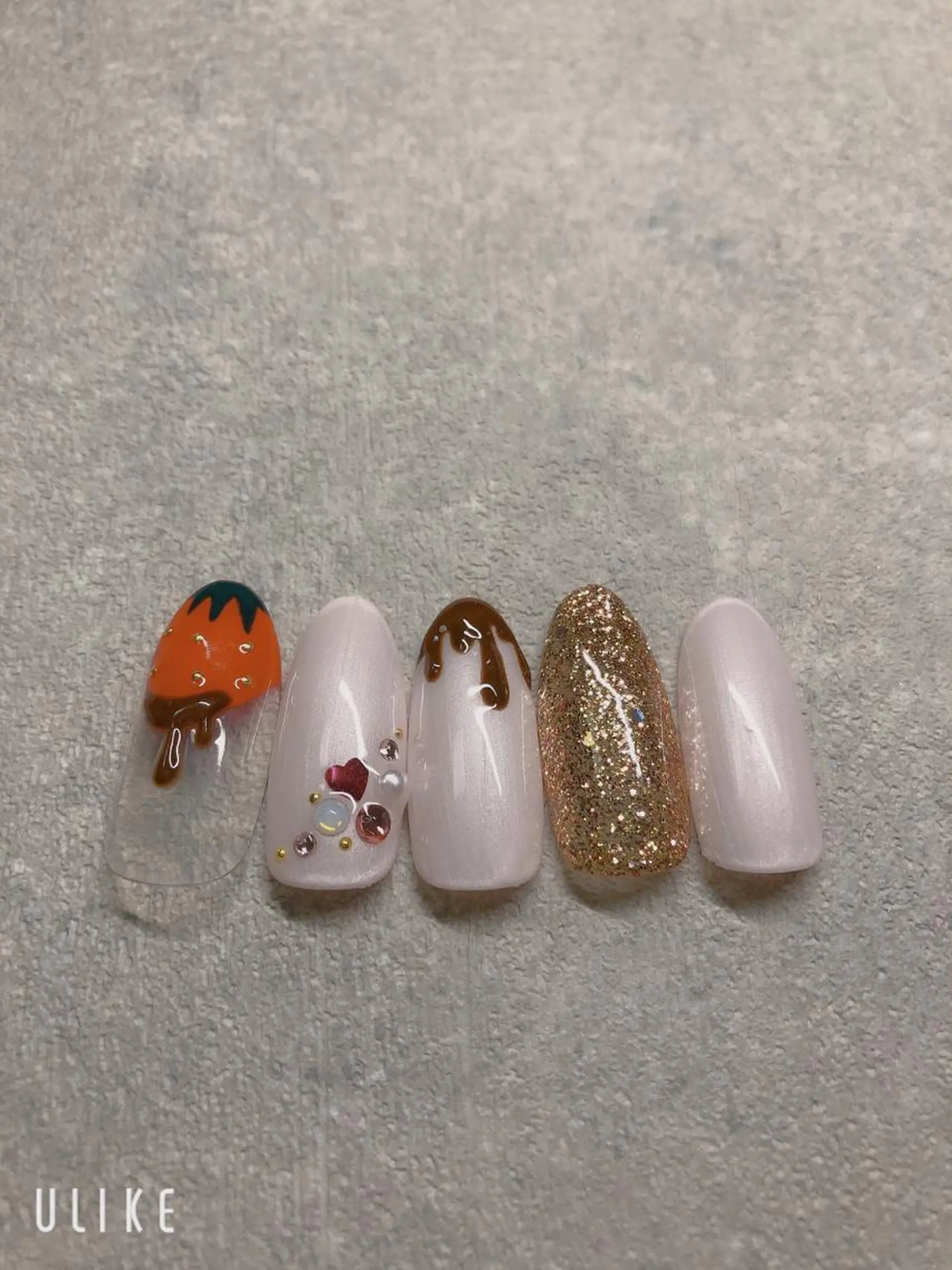 ネイル アートネイル フレンチネイル ジェルネイル グラデーション 韓国ネイル Nail room Bimano所属・Bimano seica♡+°のネイルデザイン