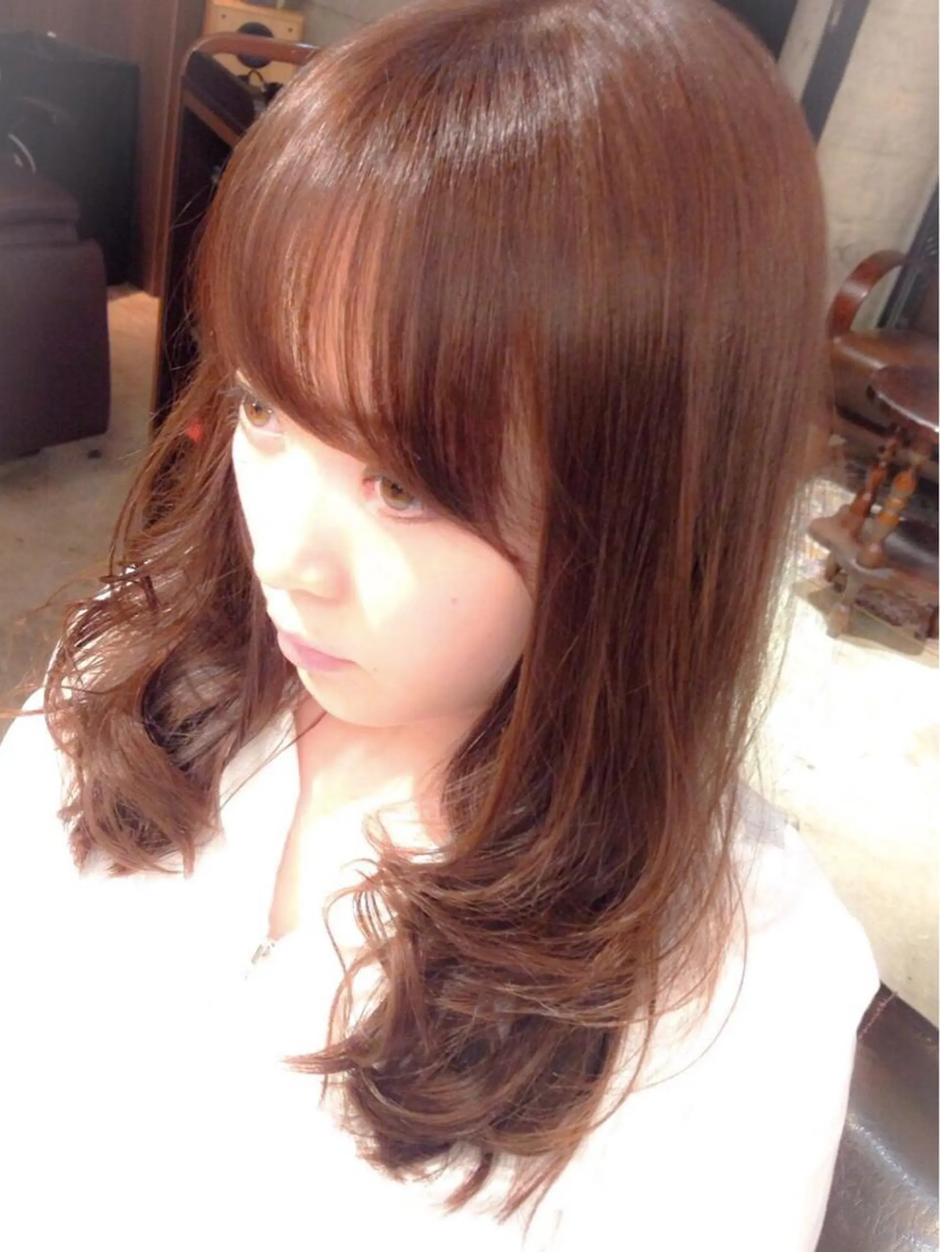 ショート ミディアム セミロング ロング カラー パーマ ヘアアレンジ メンズ キッズ ネイル マツエク・マツパ レッドカラー 赤色 韓国風×透明感カラー 髪質改善オタベシンヤのヘアスタイル