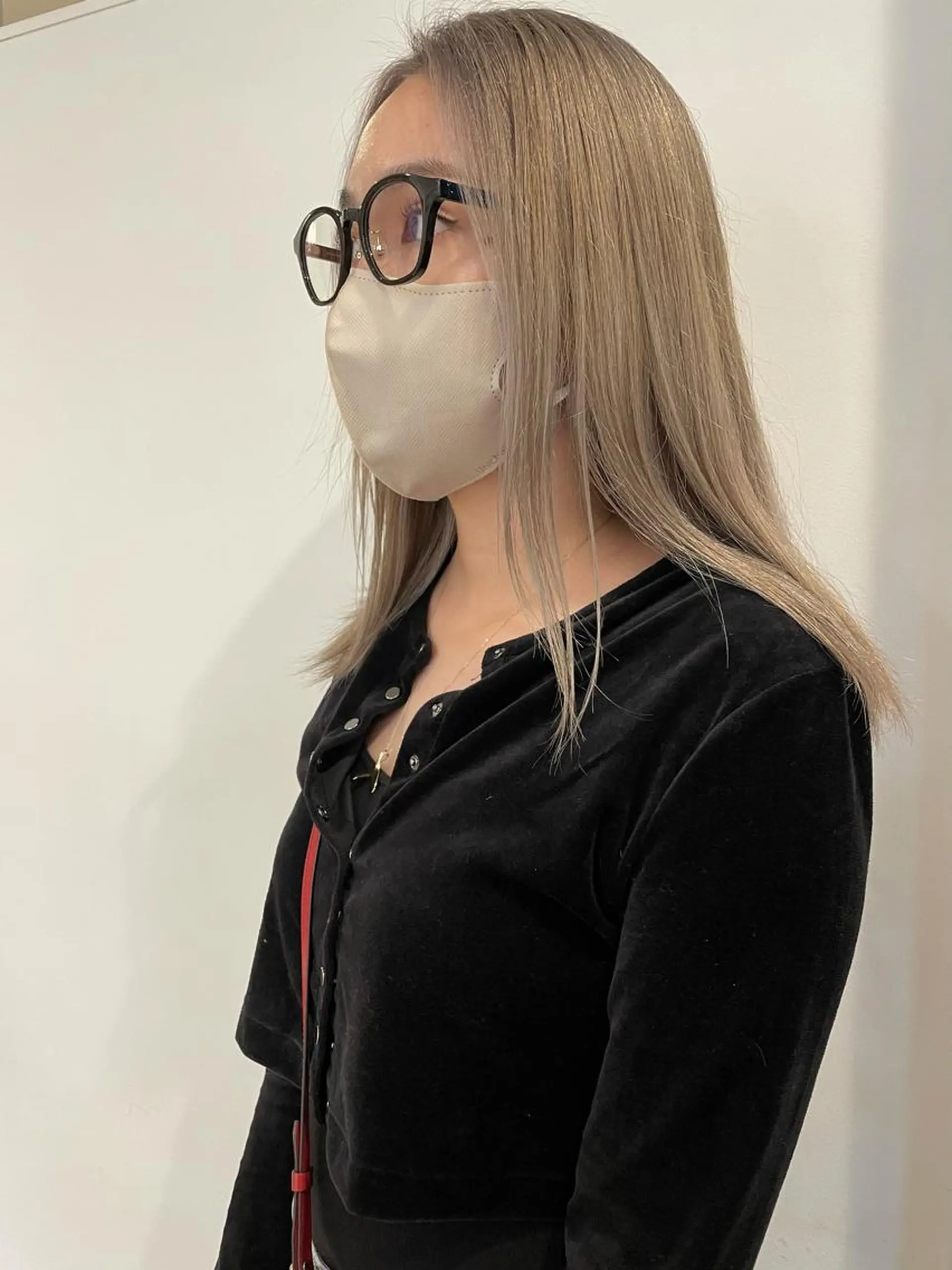 ミディアム カラー 佐藤 永夏のヘアスタイル