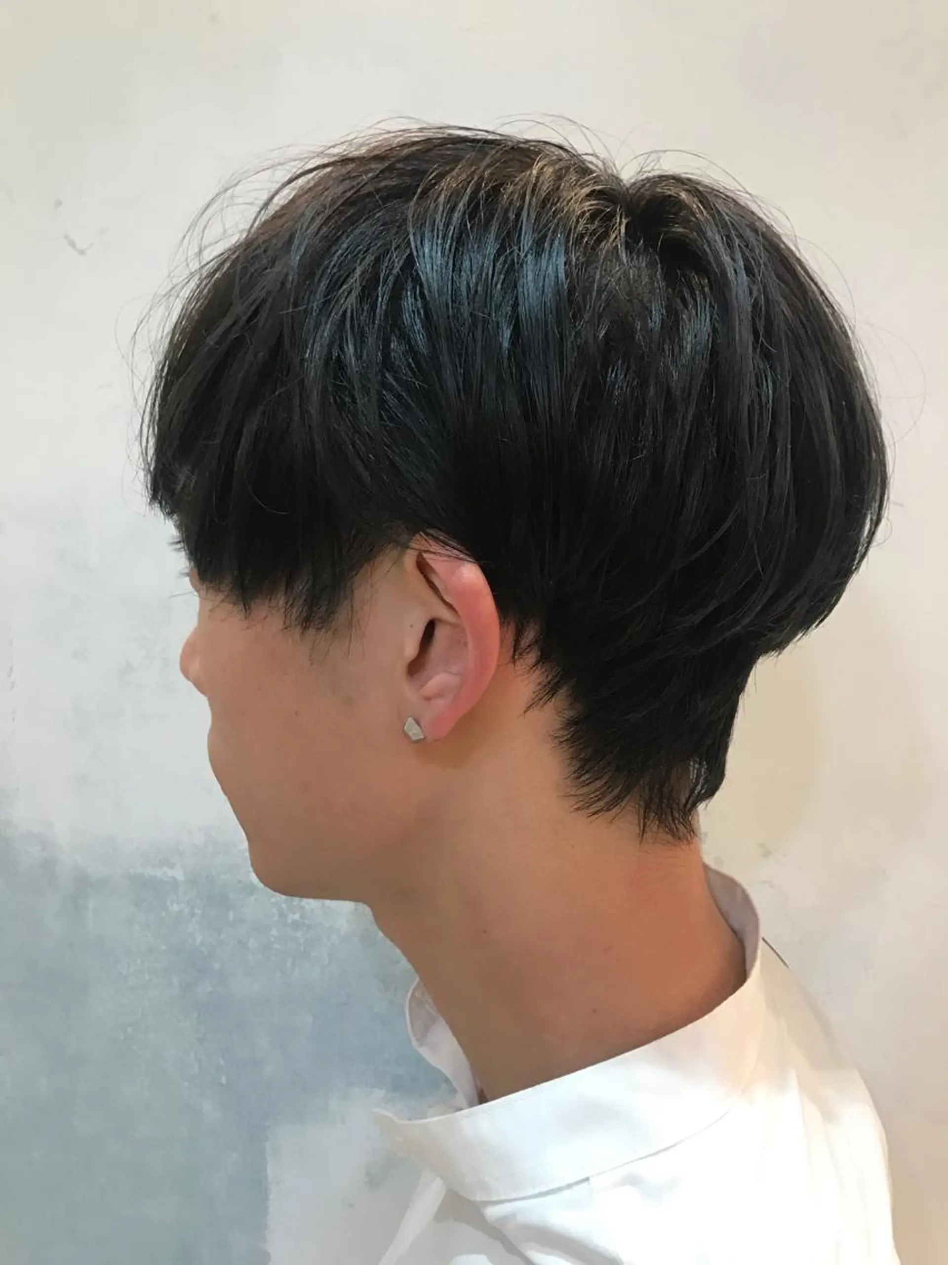 ショート カラー メンズ メンズブリーチ ブリーチ ネイビーカラー カット ヘアカラー トリートメント 🍑艶髪✖️暖色系 ✨momoka🍑のヘアスタイル