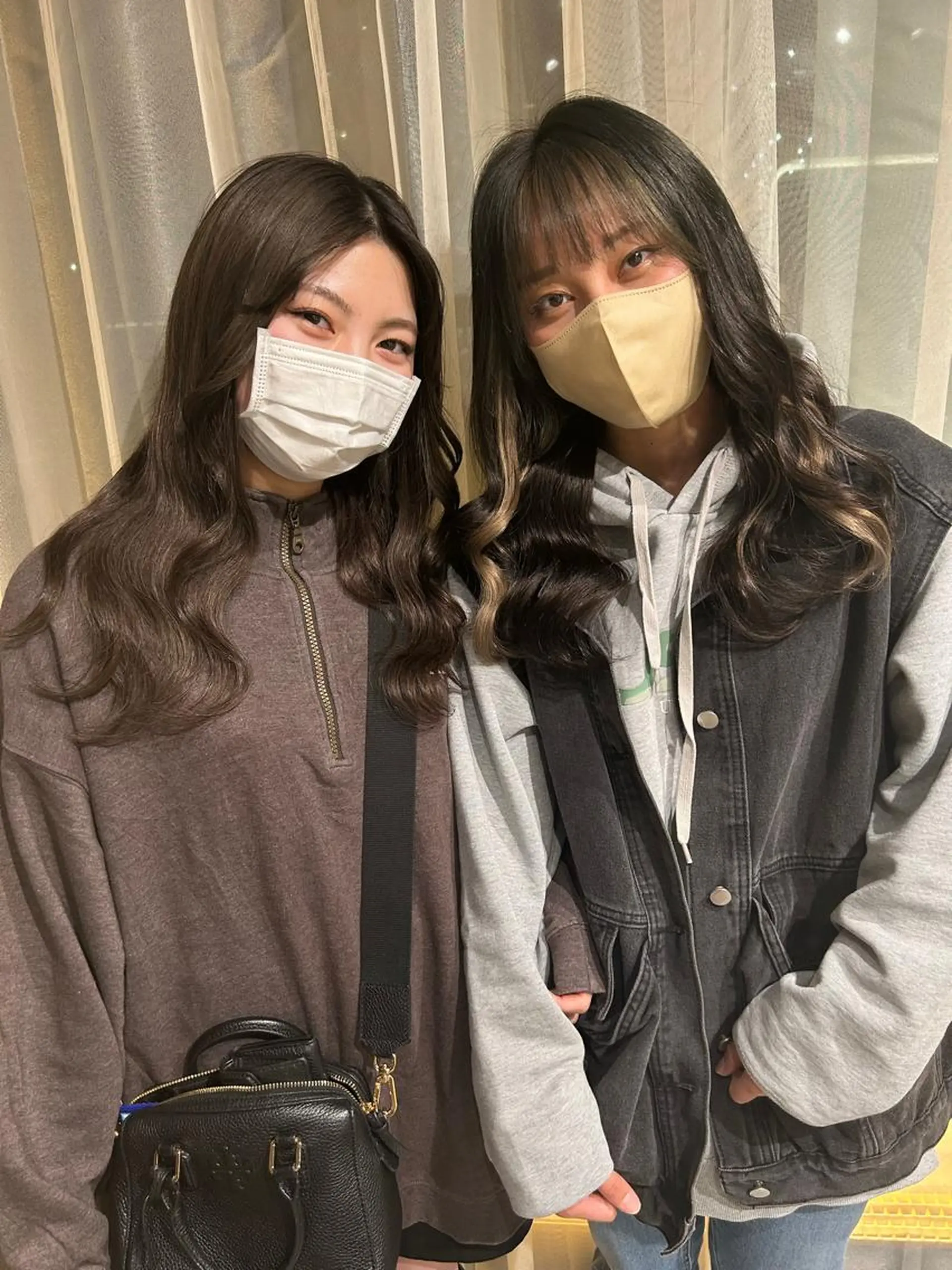 ロング アールバイニーナ所属・R by NINA アールバイニーナのヘアスタイル