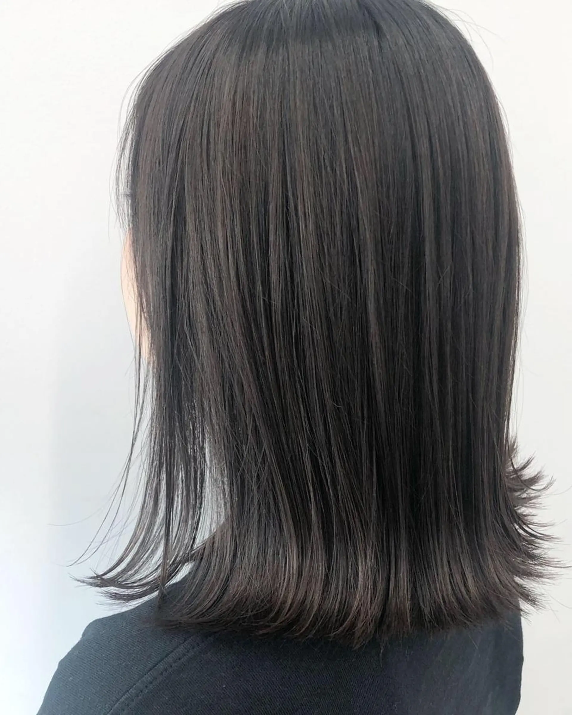 セミロング カット 縮毛矯正 トリートメント 🌟髪質改善ケアカラ ー美髪縮毛矯正y🌟のヘアスタイル