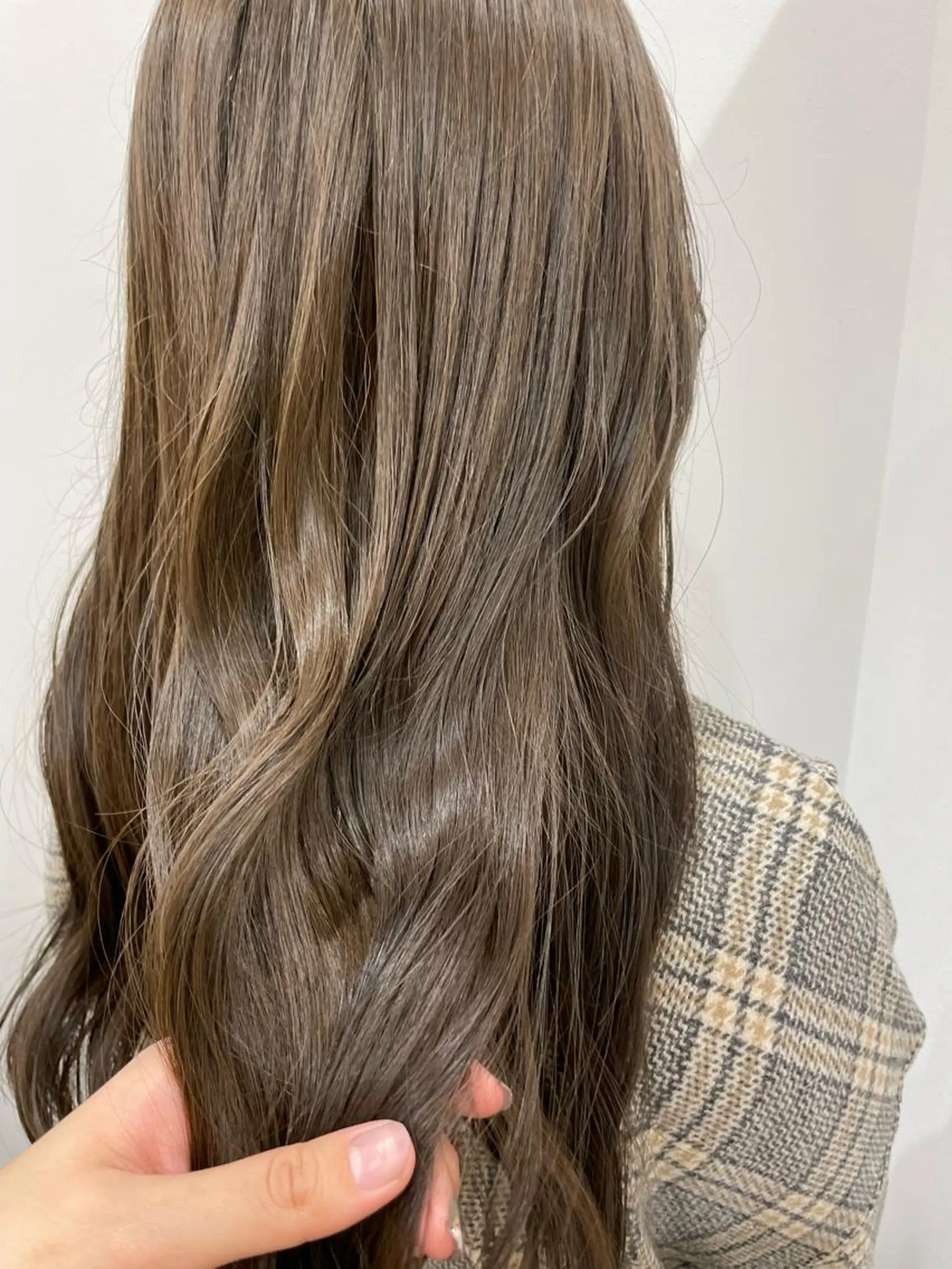 ロング カラー 髪質改善🌱 高橋みなみのヘアスタイル