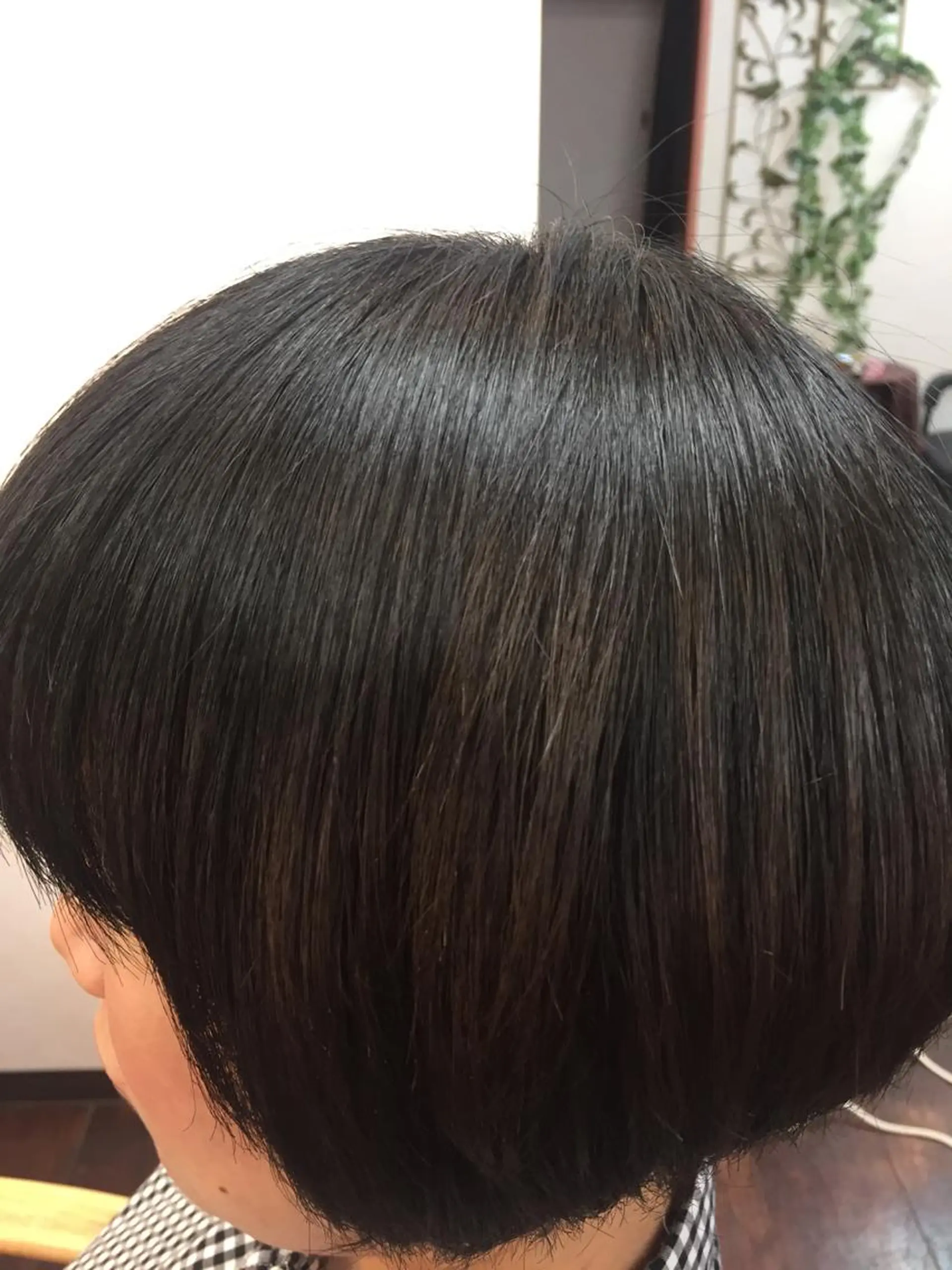 ショート カラー 桧山 真のヘアスタイル