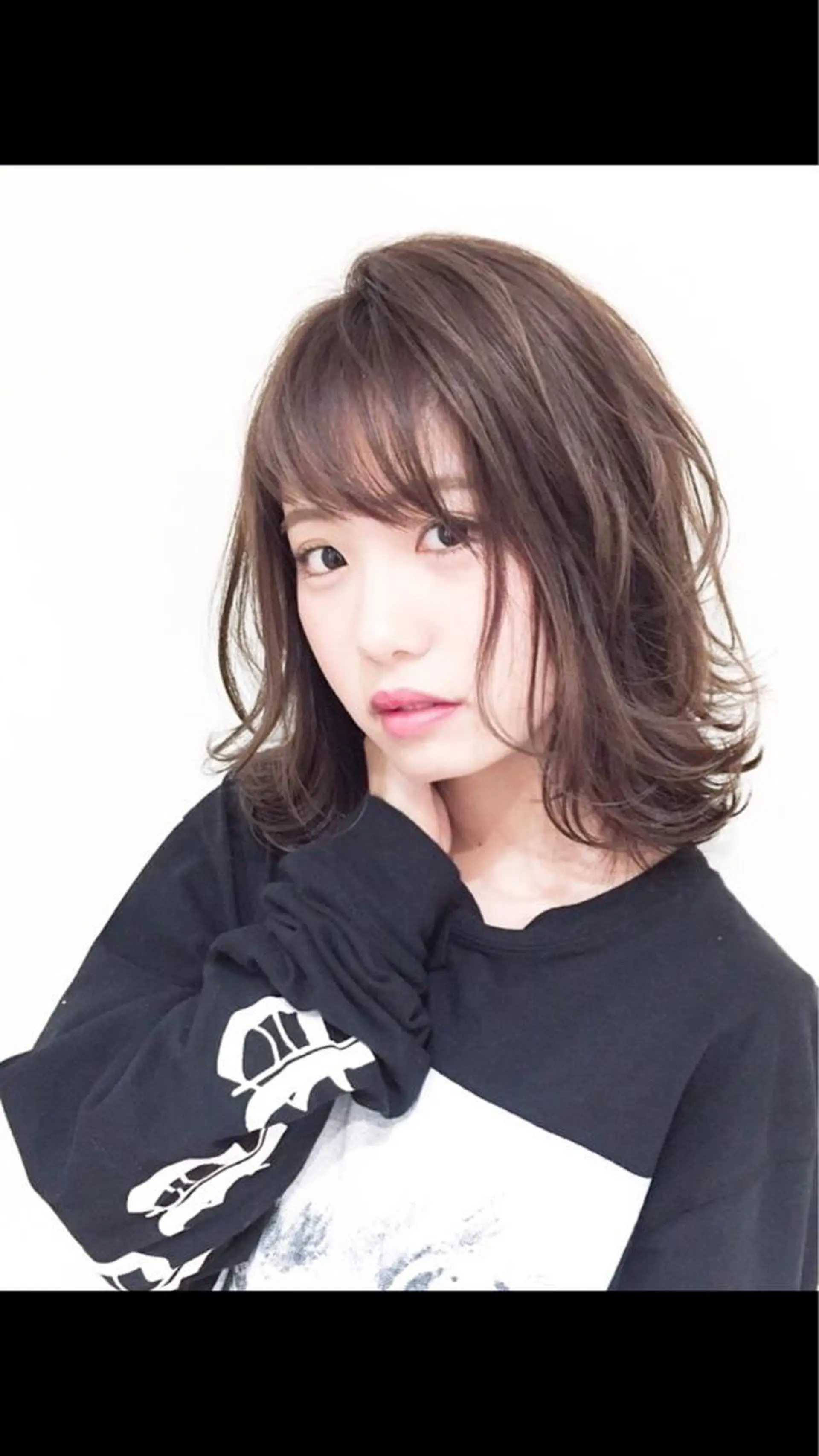 ミディアム カラー アッシュ アッシュブラウン ブラウンカラー ブリーチ/髪質改善 NYNY大久保のヘアスタイル