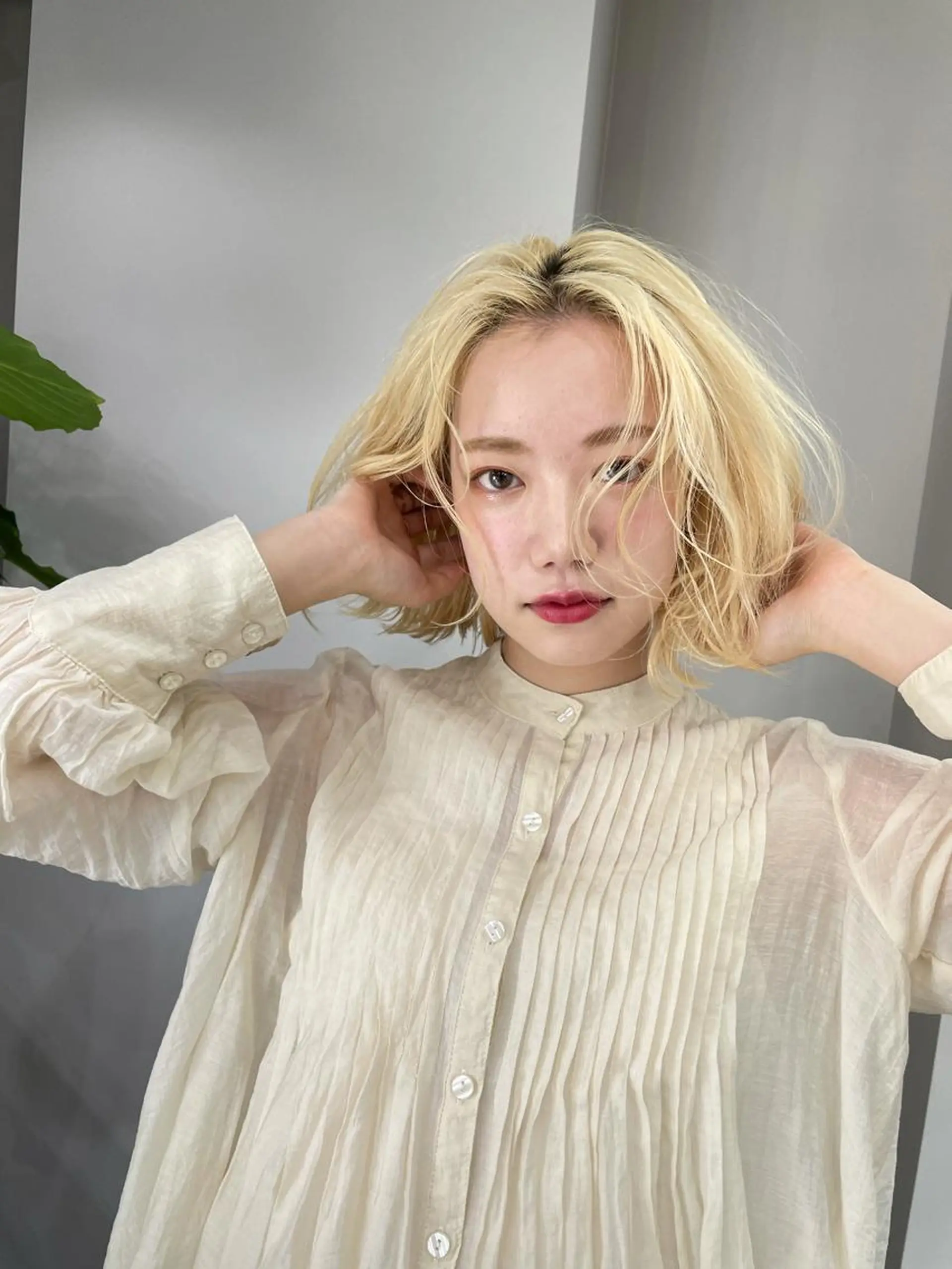 ショート カラー ブロンド ボブ パーマ＊ 顔まわり似合わせのヘアスタイル