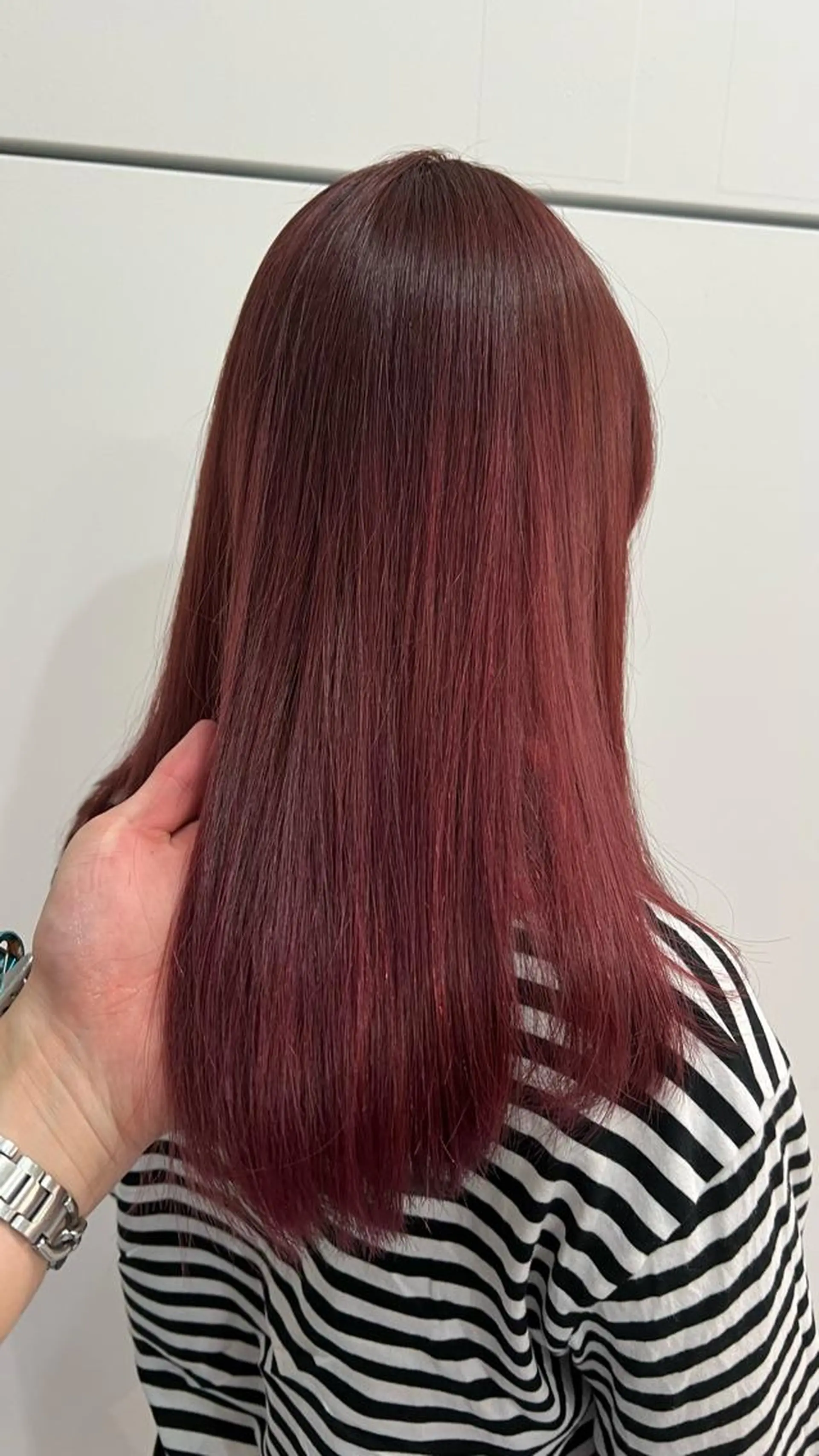 ロング カラー 🌈re-room EIKI🇰🇷のヘアスタイル