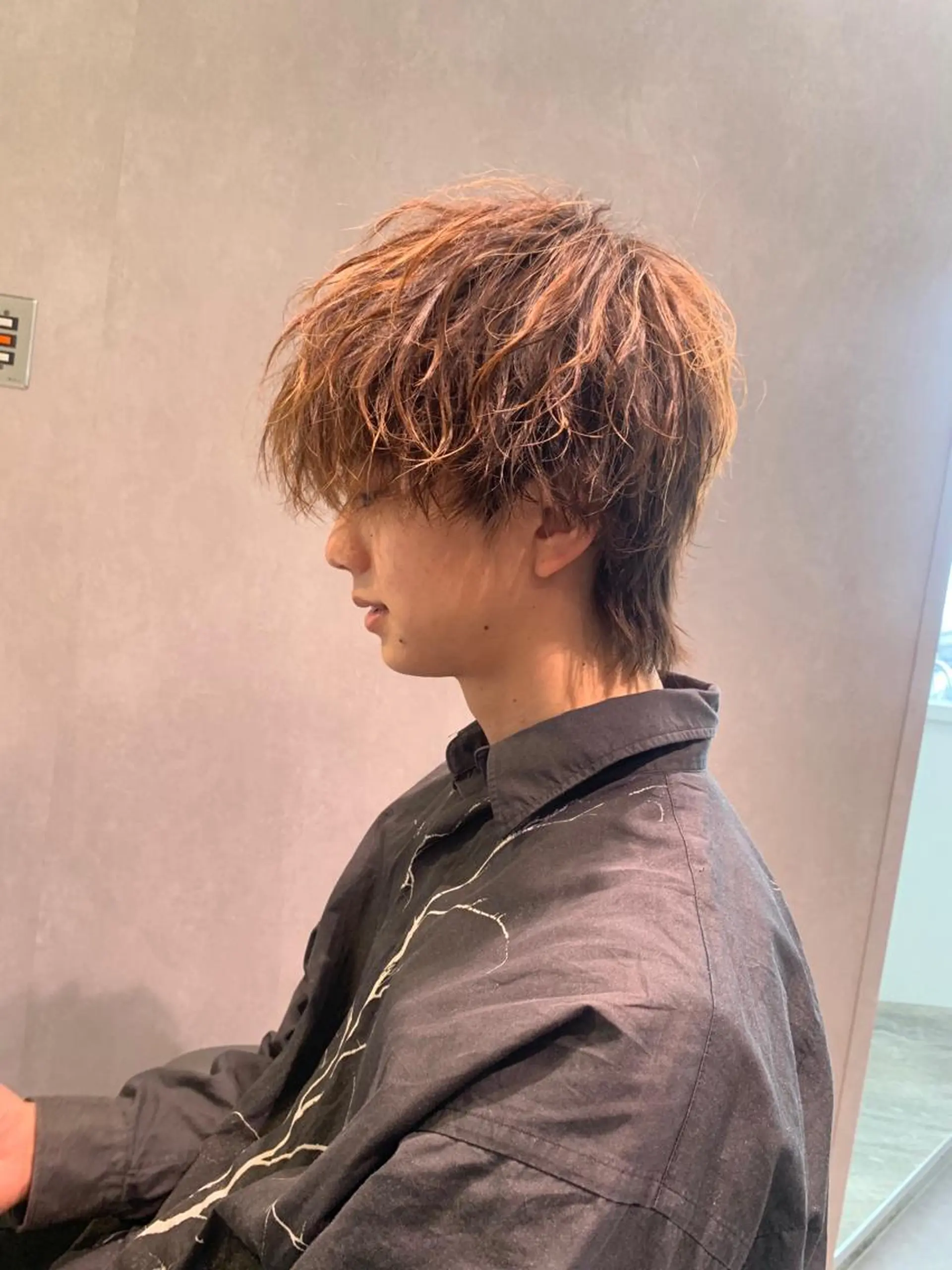 メンズ センターパート マッシュ メンズパーマ ツーブロック 刈り上げ カット suiw所属・濱口 健慎のヘアスタイル