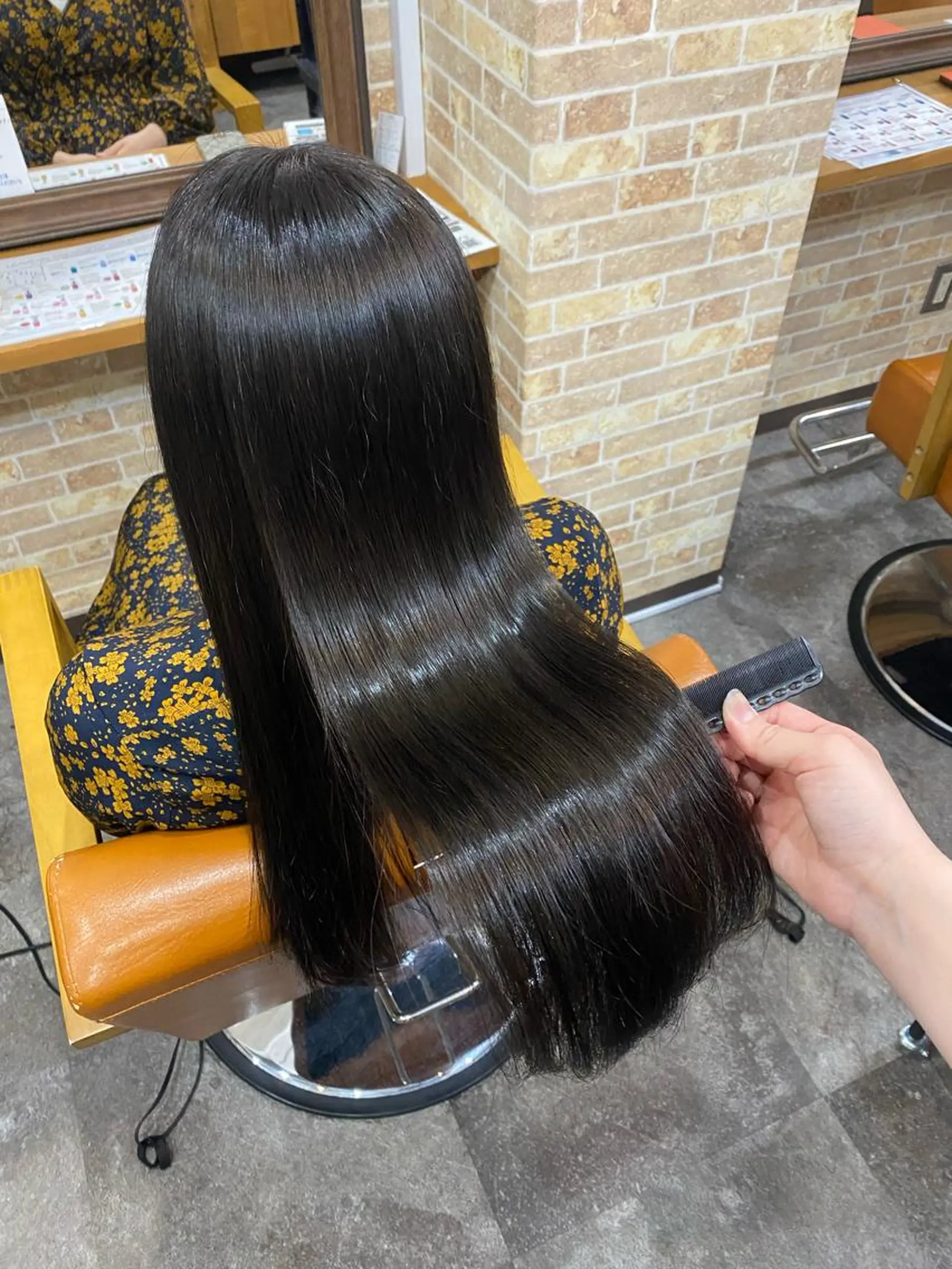 ロング 美髪ヘア 🤍erikaのヘアスタイル