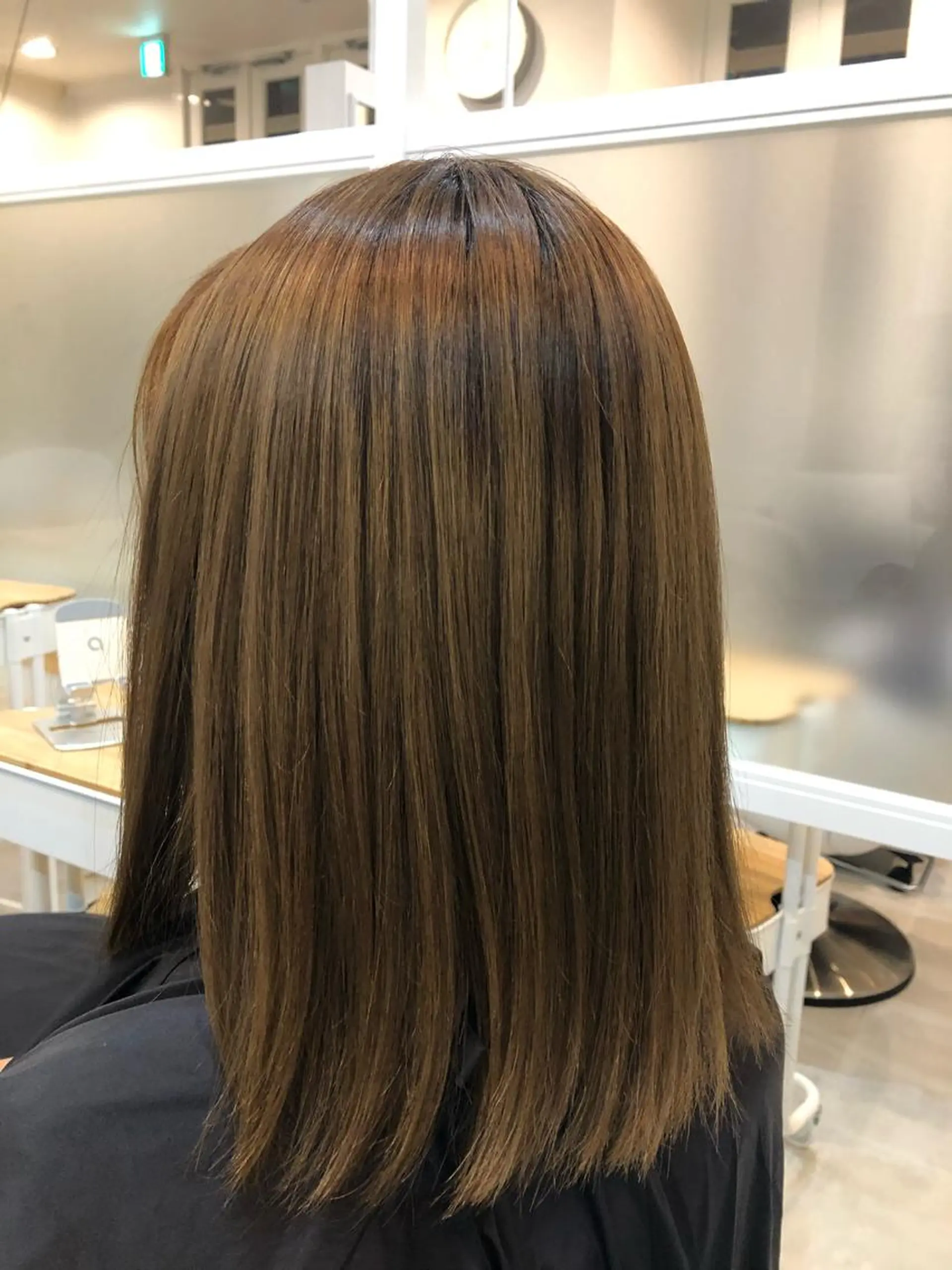 ミディアム 熊野 小百合のヘアスタイル