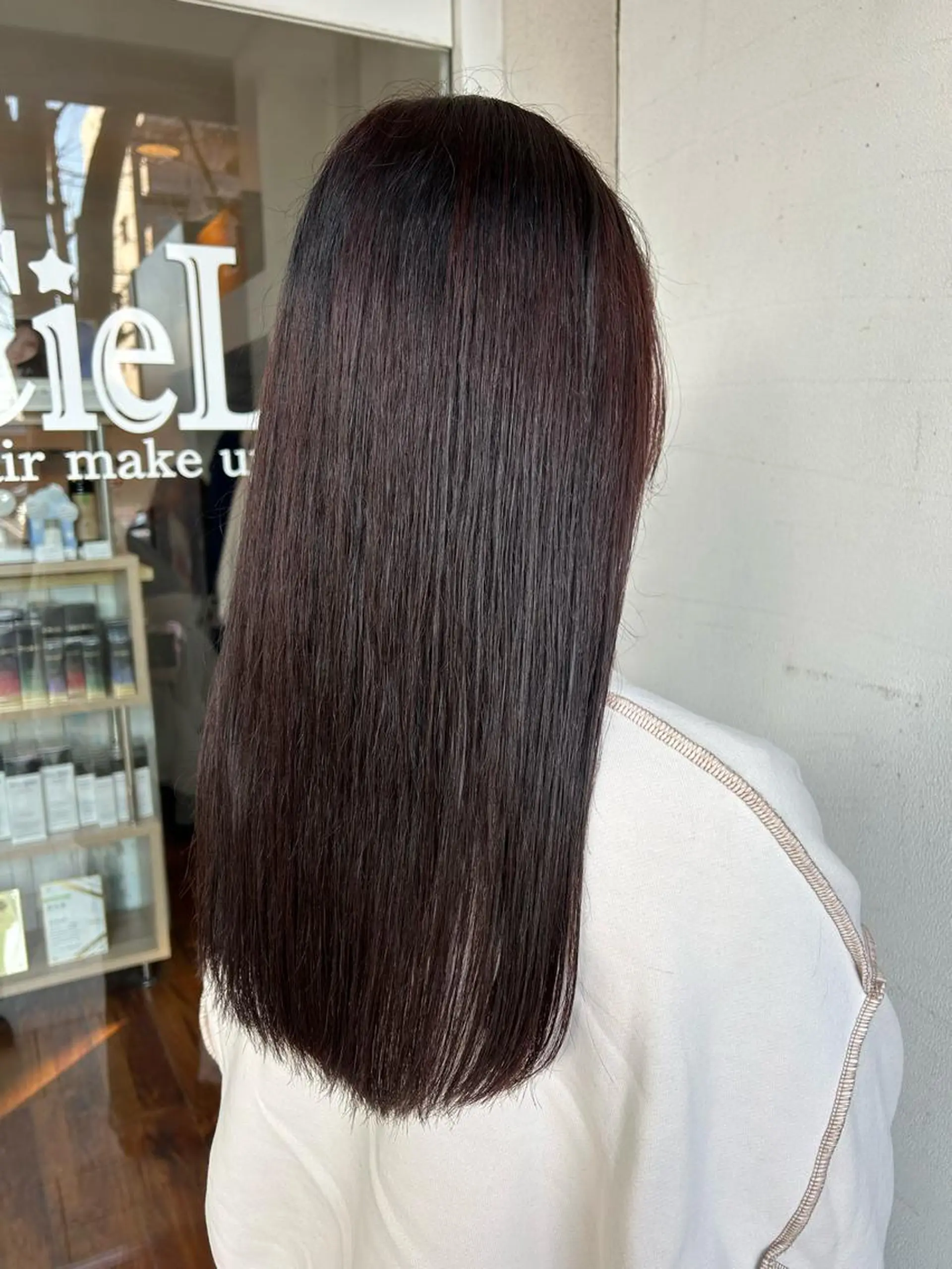 ロング カラー Chihiro .のヘアスタイル