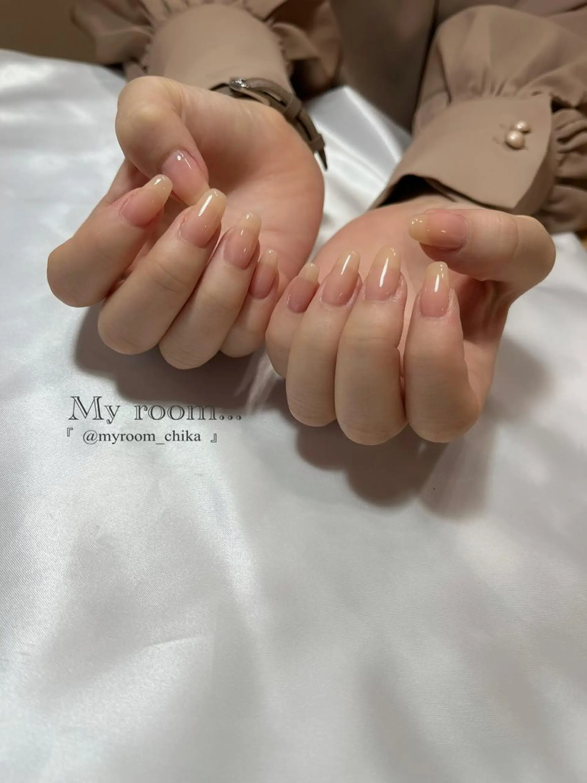 ネイル ジェルネイル ワンカラーネイル ハンドネイル フットネイル Amua.facial salon所属・Amua.ハーブ 新宿御苑駅前のエステ・リラクイメージ