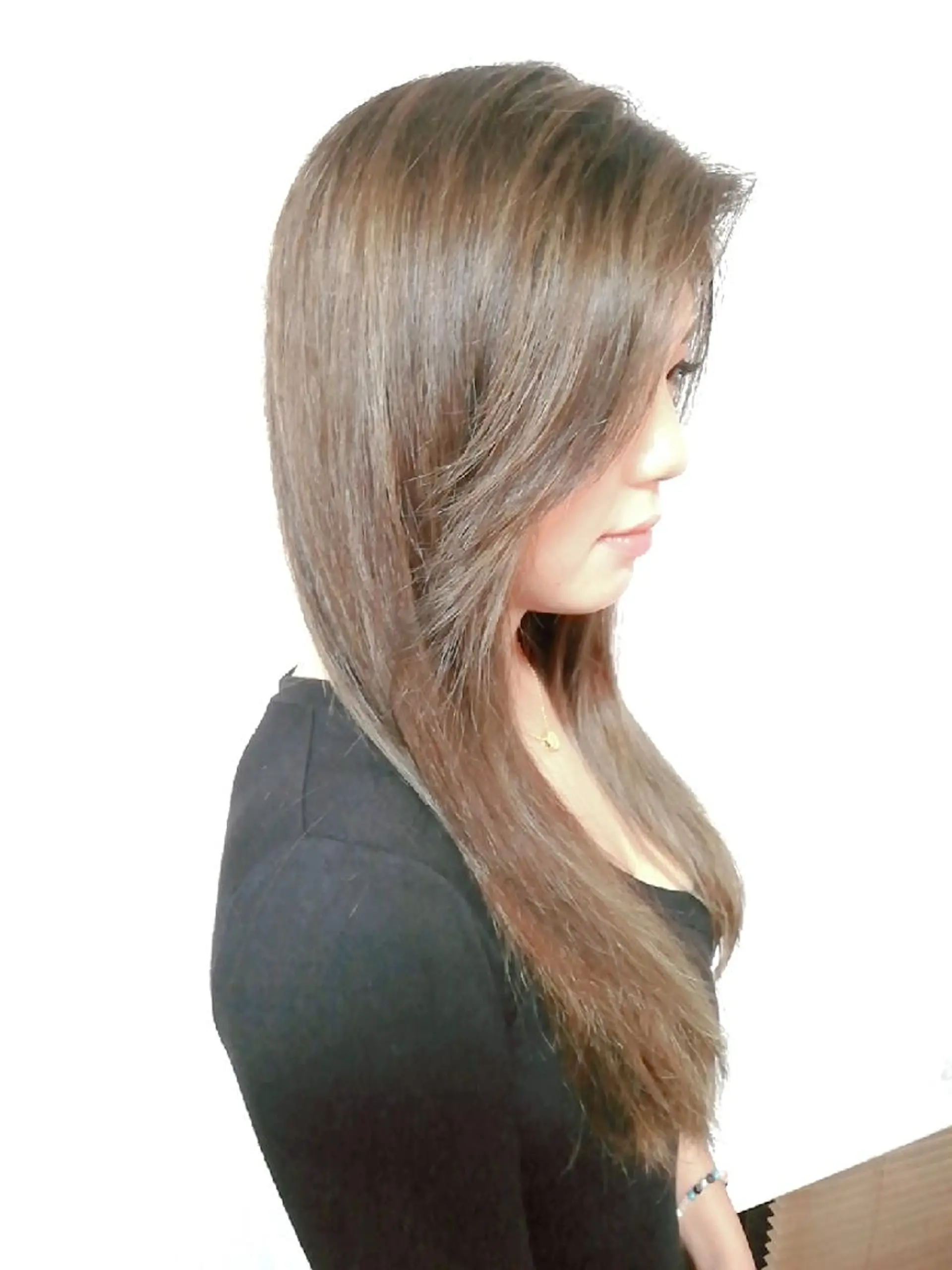 カラー バレイヤージュ 透明感カラー cut&color LOTUS所属・小林　ローズパープル カット＆カラー美容室のヘアスタイル