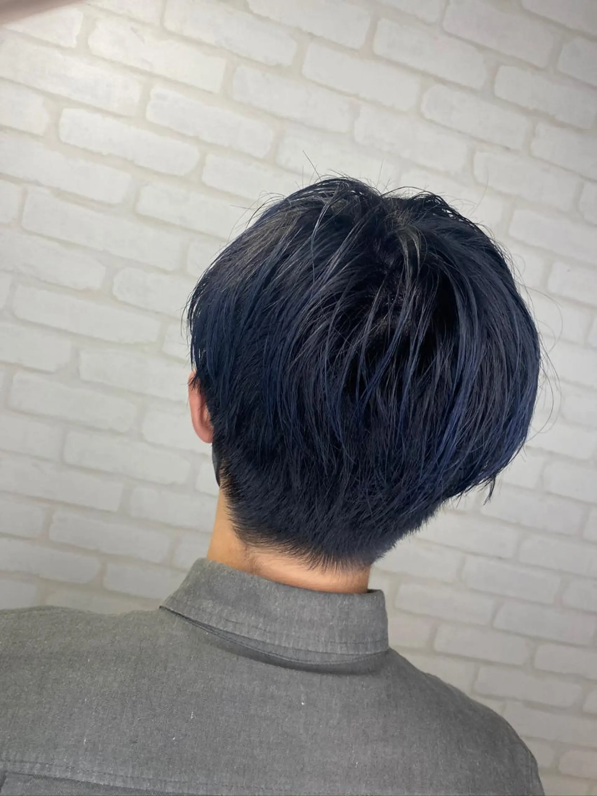 ショート カラー PANOL 秀島のヘアスタイル