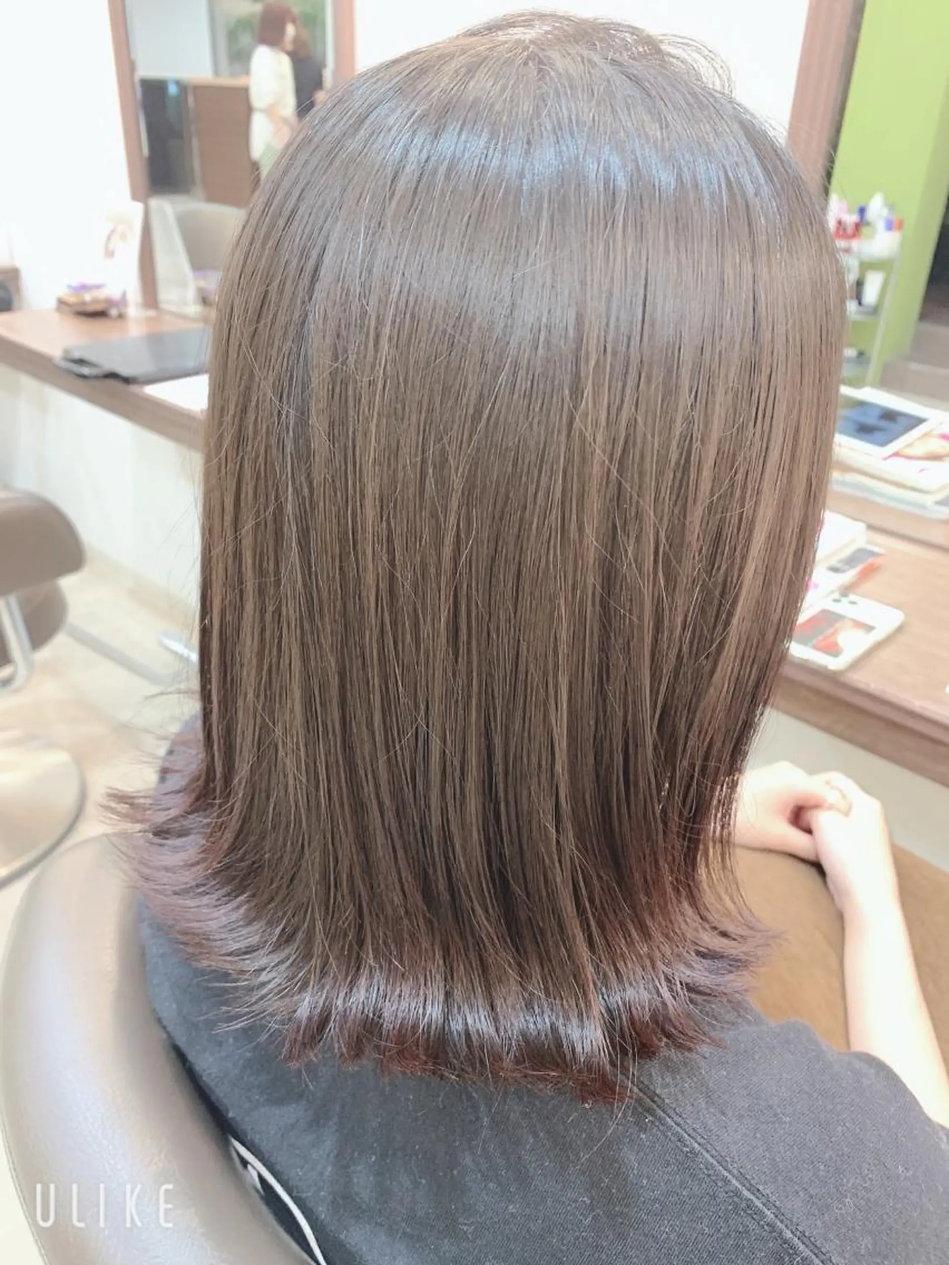 ミディアム カラー ecru🕊️堀内 眞帆のヘアスタイル