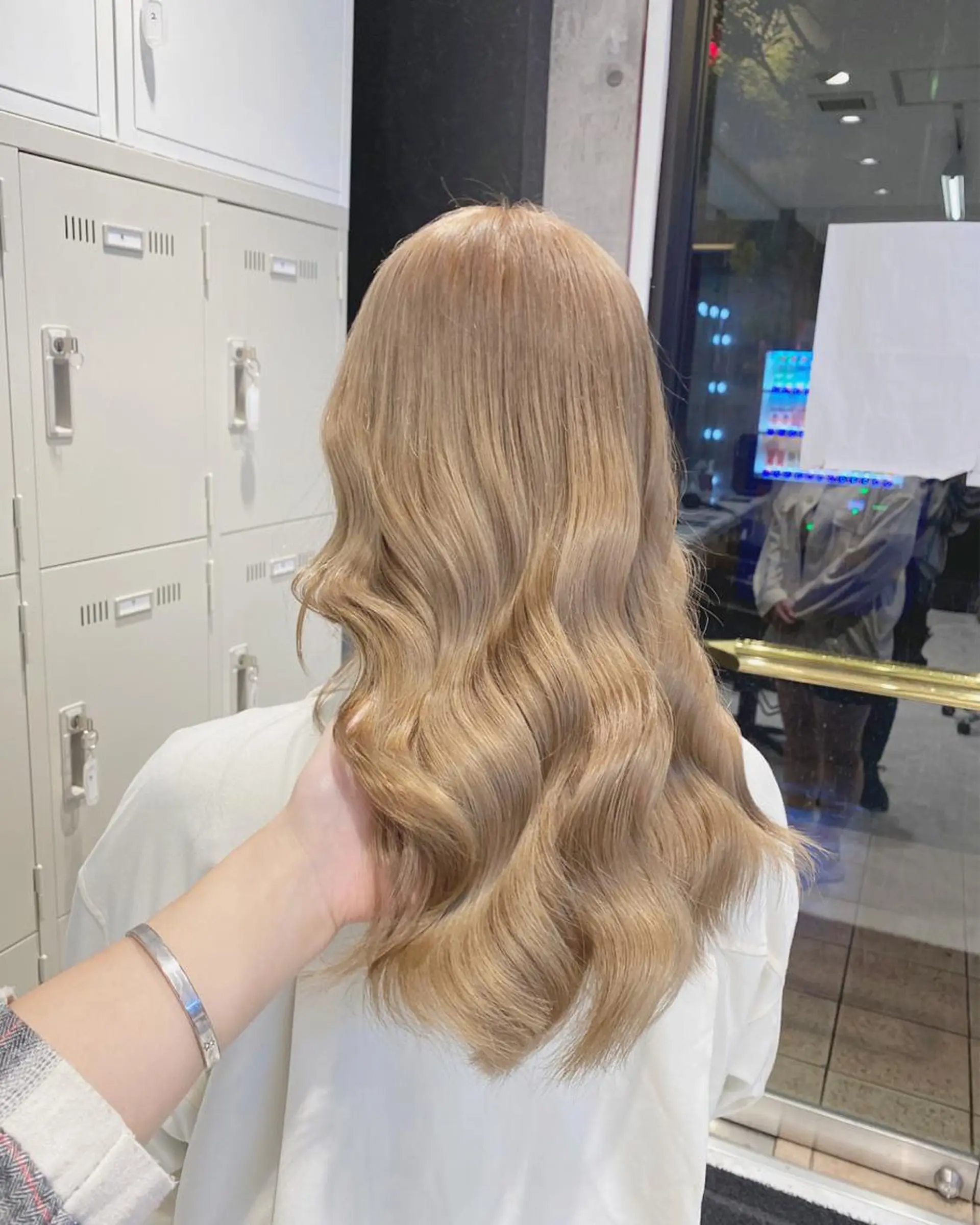 セミロング 💛ムラ修正ブリーチ 💛YUUのヘアスタイル