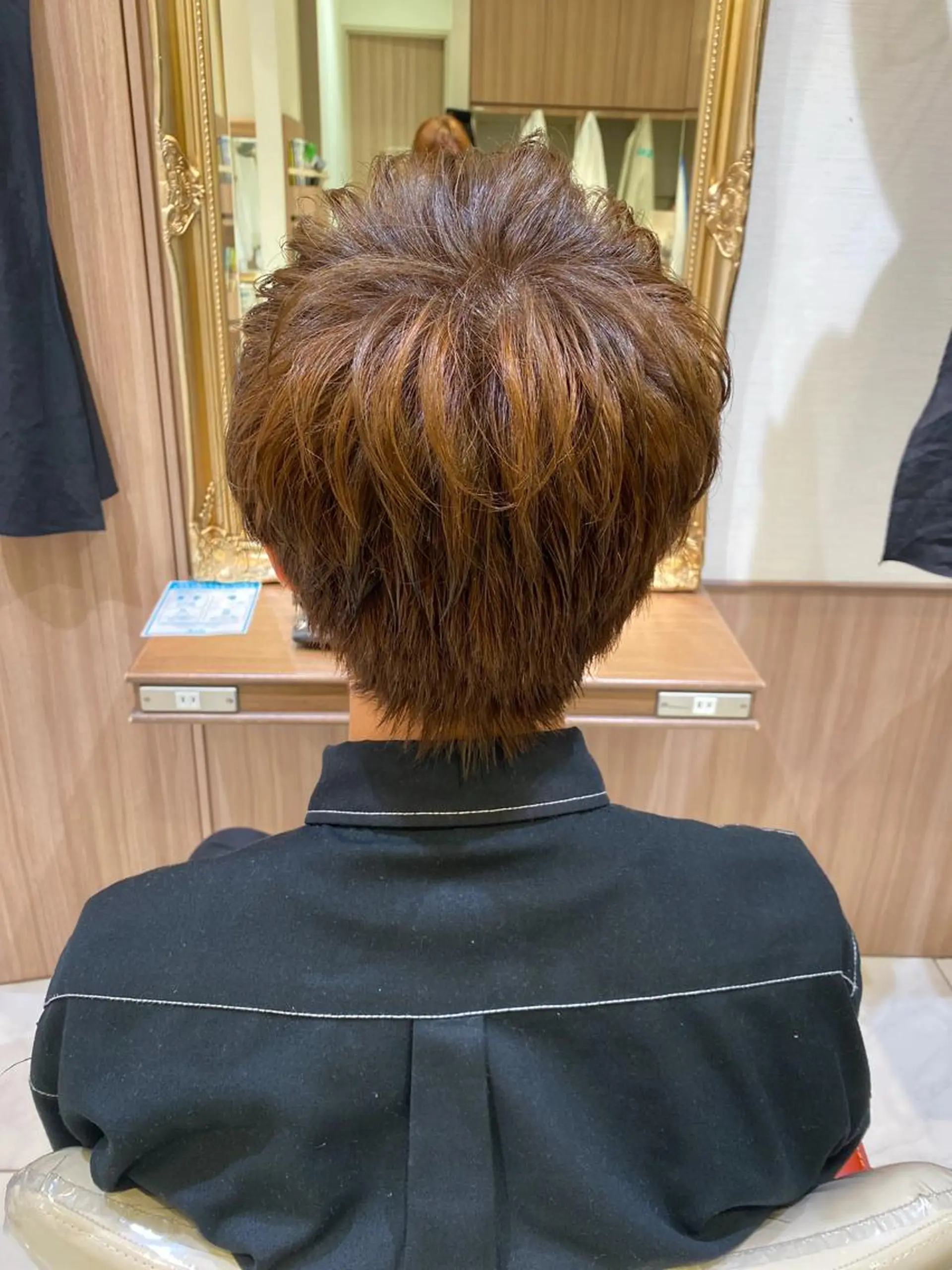 ショート カラー メンズ 古川 琴美のヘアスタイル