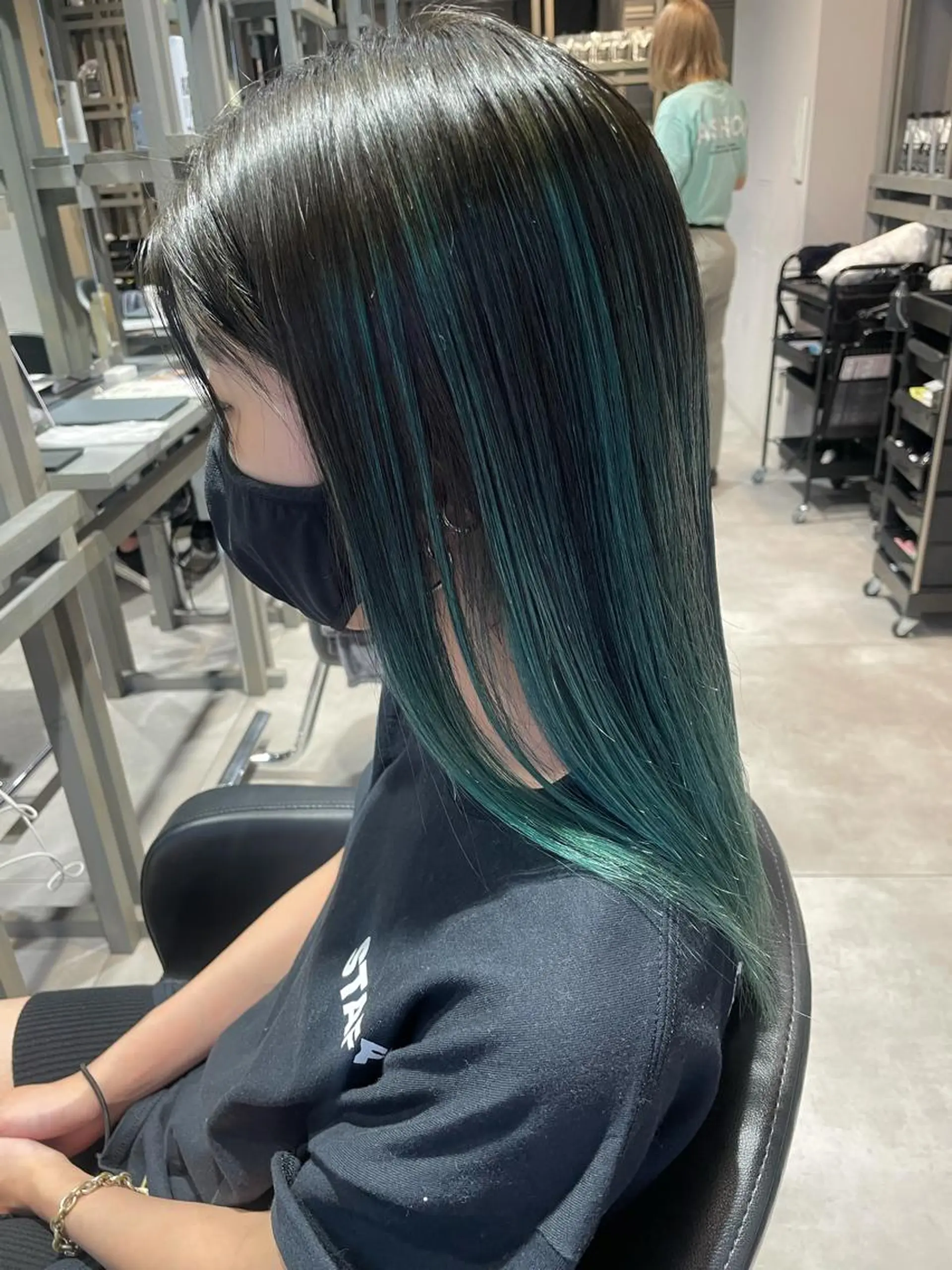 ミディアム カラー ヘアカラー トリートメント ブリーチ👩‍🦳/ ‪✂︎MANAMIのヘアスタイル