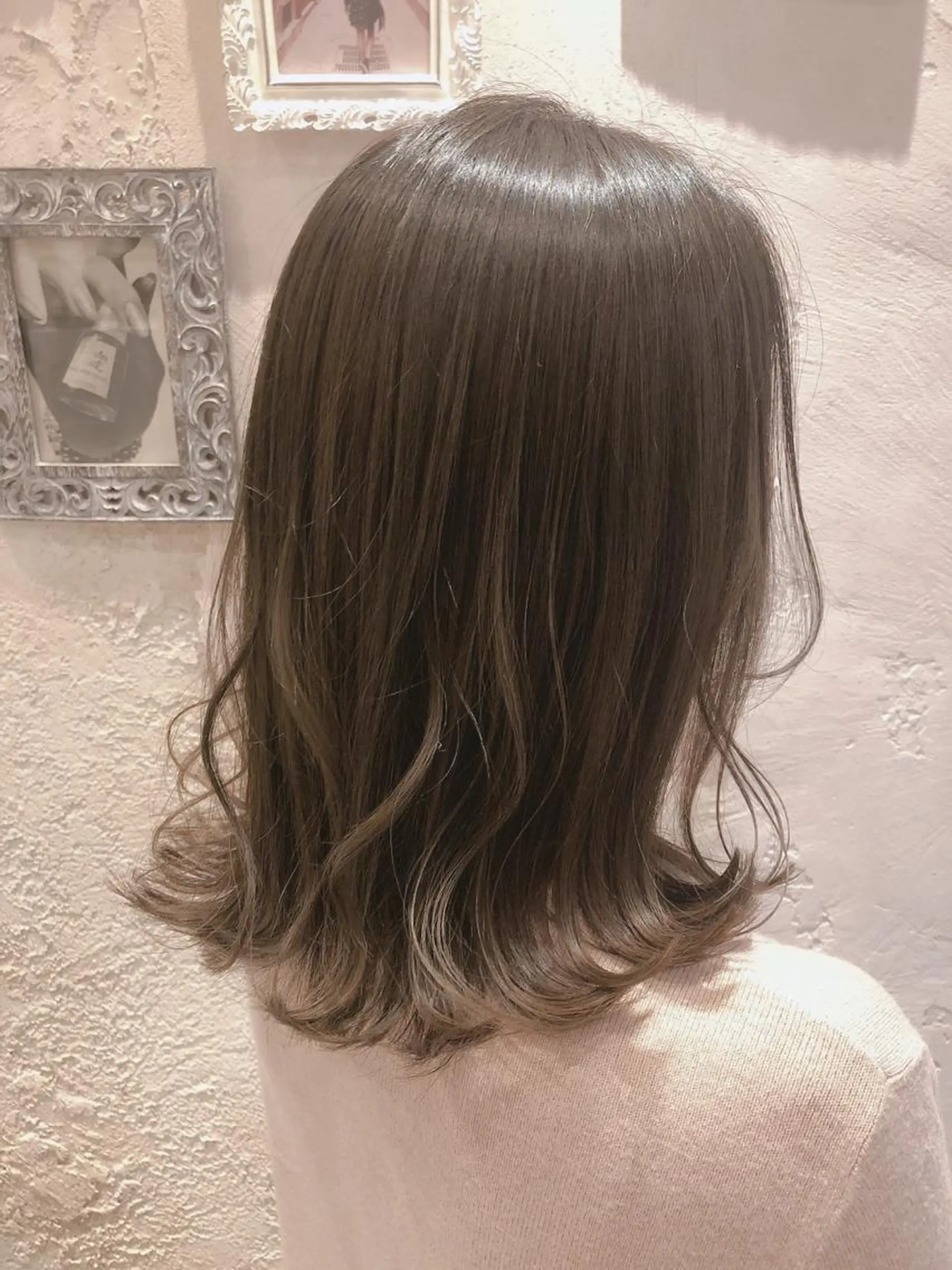 ミディアム アッシュ 似合わせカット カット ヘアカラー トリートメント 代表山口ひな 髪質改善のプロのヘアスタイル