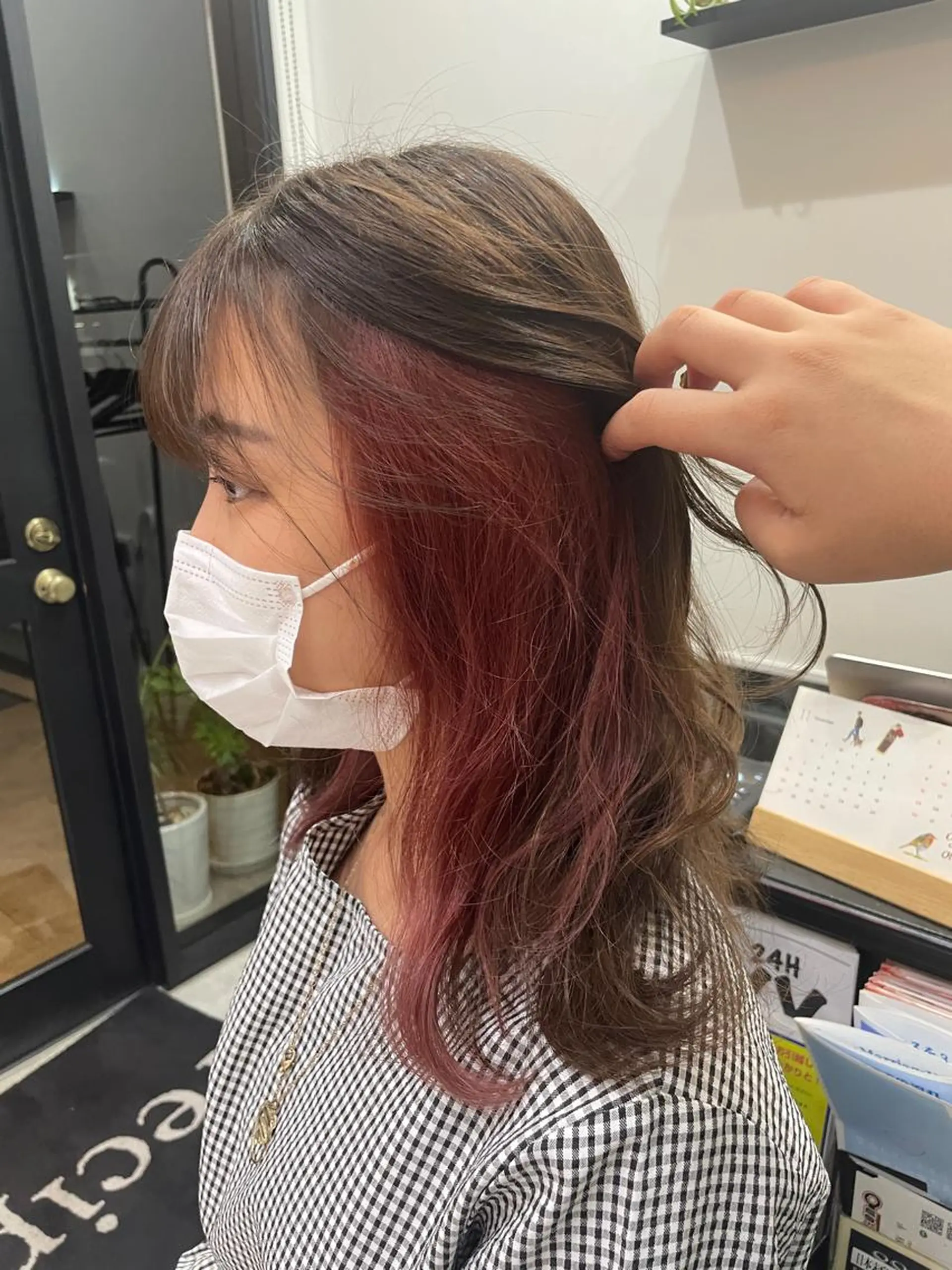 カラー ブリーチ 河野 いずみのヘアスタイル