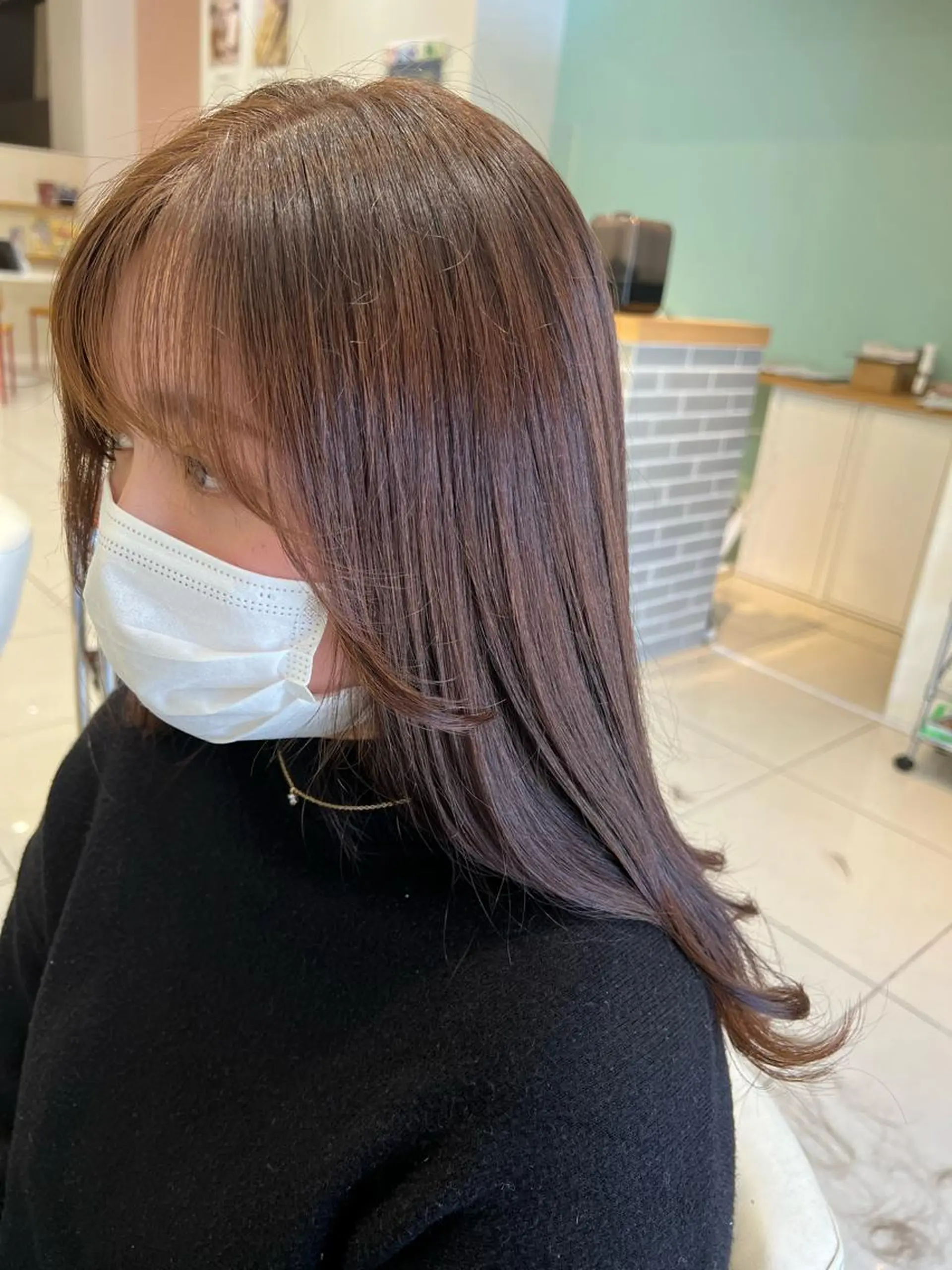 ロング 似合わせカット カット ヘアカラー トリートメント ☃️顔周りレイヤー グレージュSHUTOのヘアスタイル