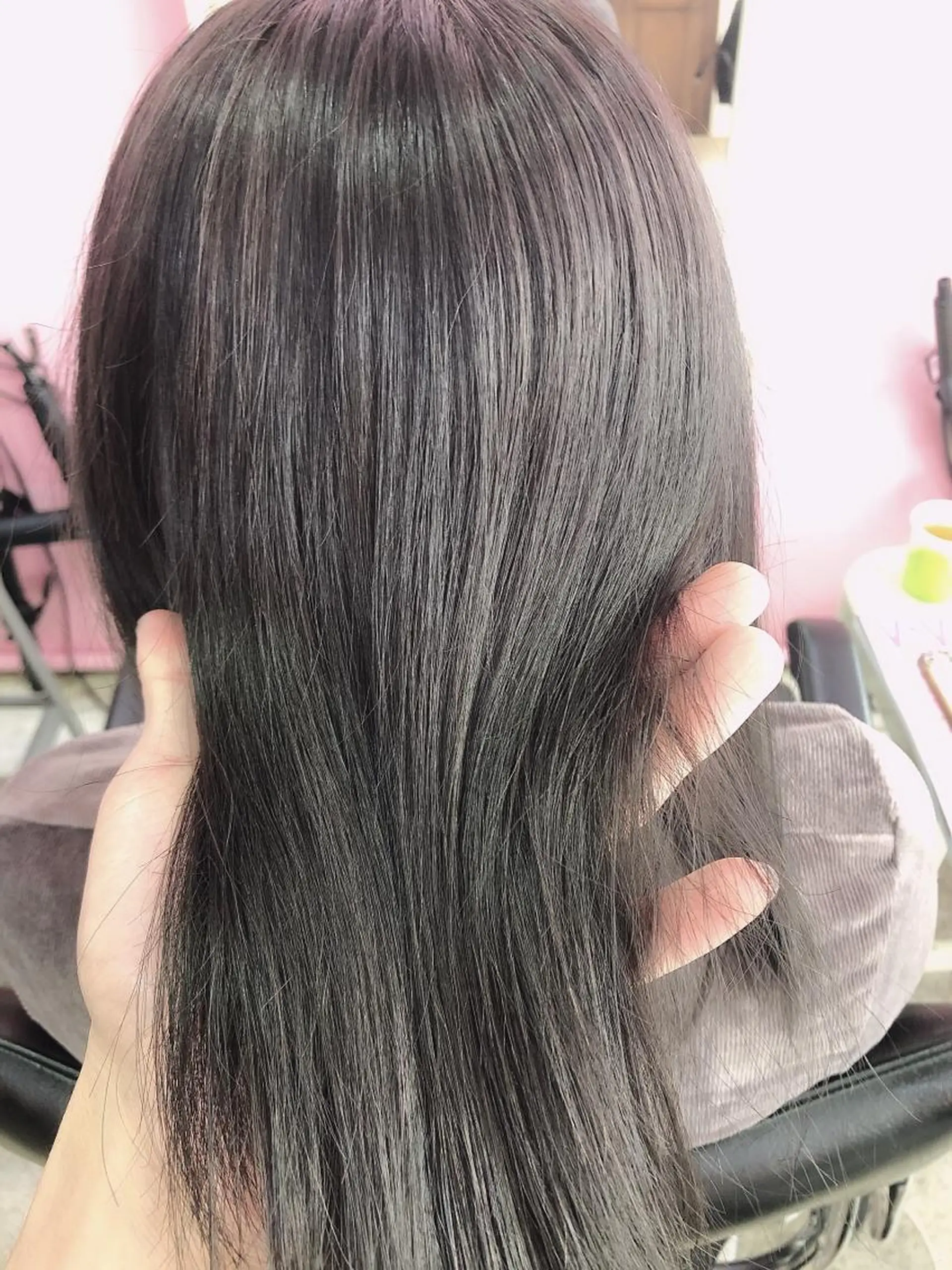 ミディアム カラー カット ヘアカラー トリートメント 浦山 和之のヘアスタイル
