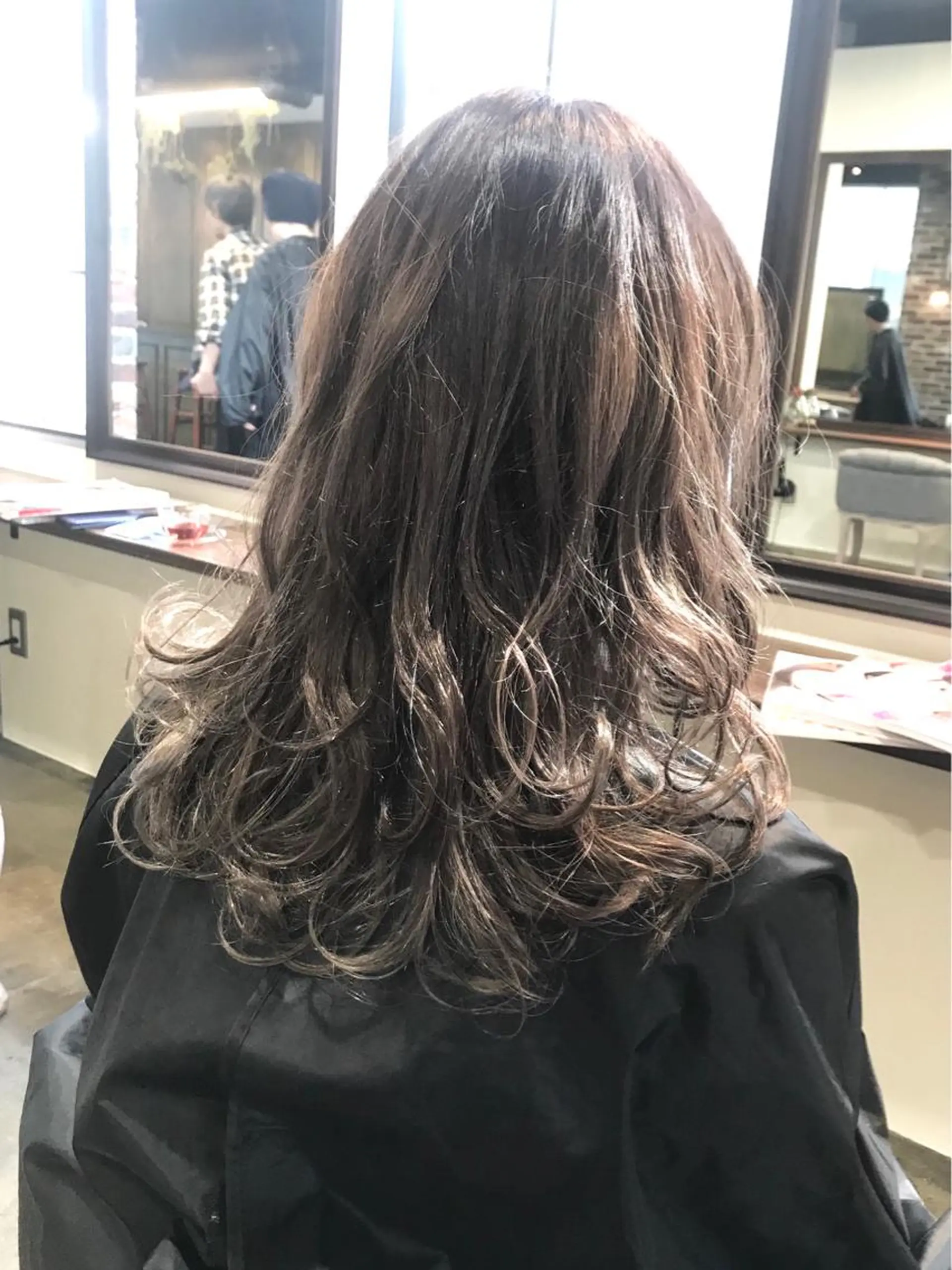 セミロング カラー パーマ ヘアアレンジ メンズ キッズ ネイル マツエク・マツパ maison所属・野田 修平のヘアスタイル