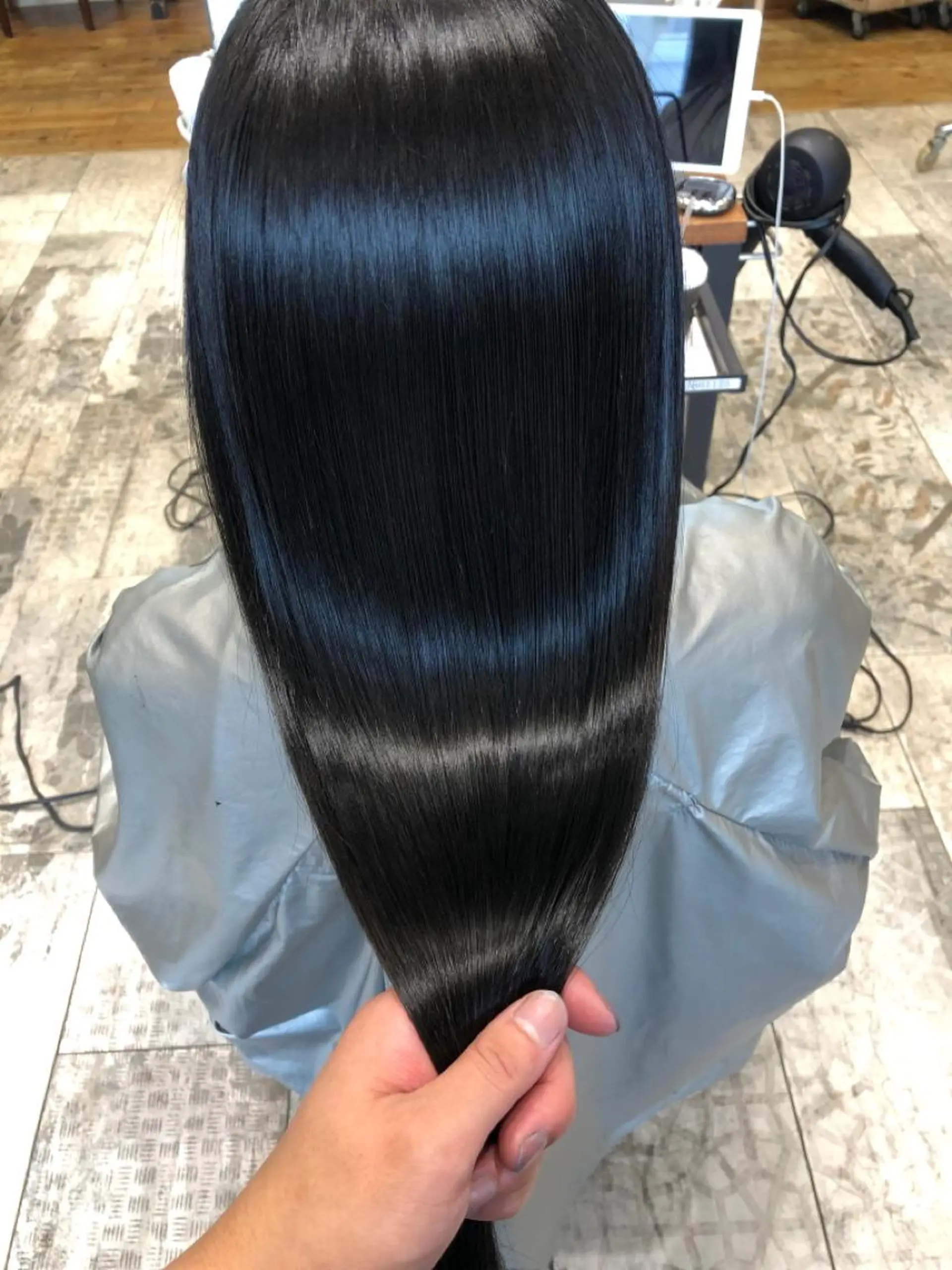 セミロング カラー パーマ バレイヤージュ ブリーチ ケアブリーチ ダブルカラー ハイライトカラー カット ヘアカラー 縮毛矯正 トリートメント 新宿✨顔周りカット 韓国ヘア/坂本亜裟海のヘアスタイル