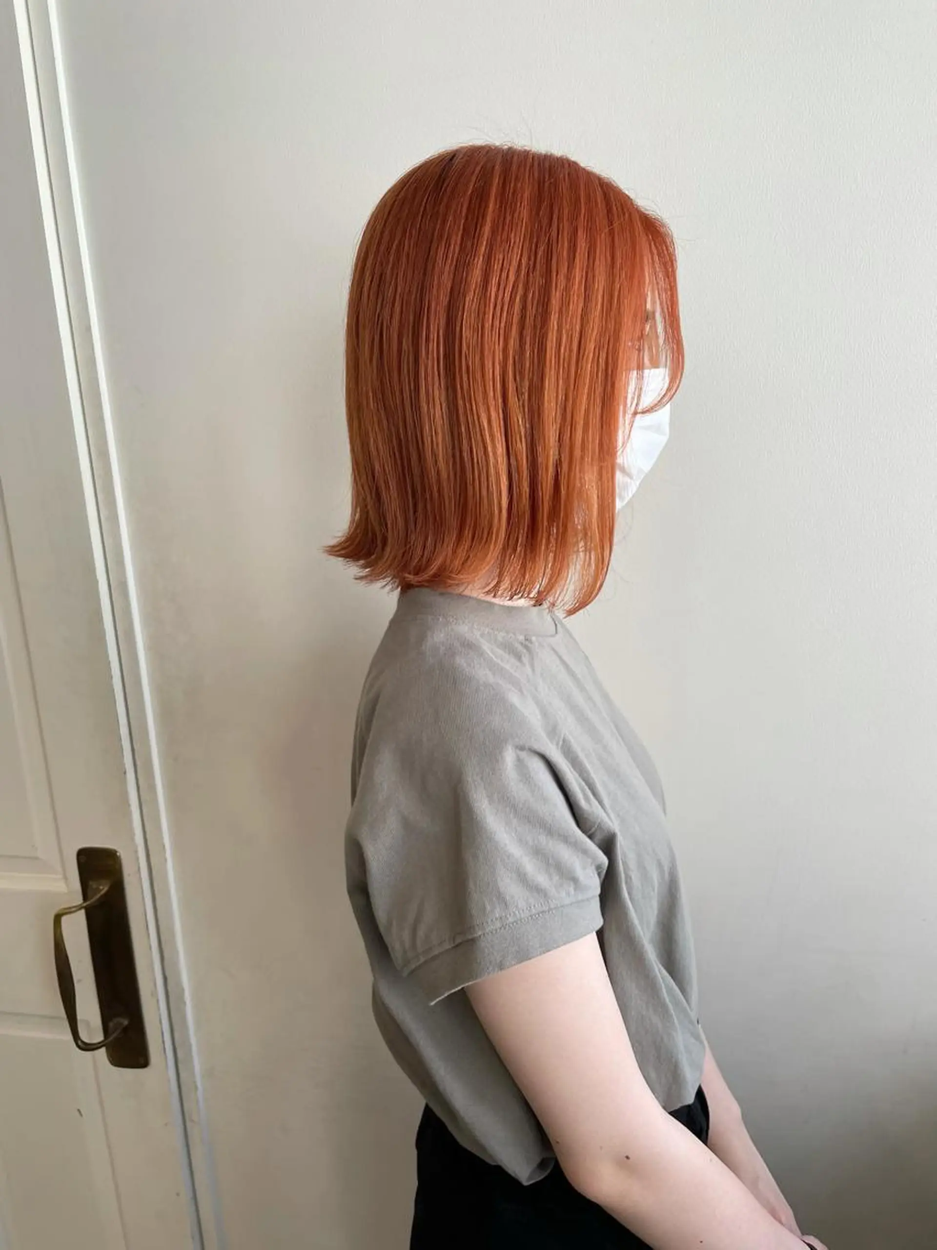 ミディアム カラー カット ヘアカラー トリートメント MIOベージュカラー 柔らかいカラーのヘアスタイル