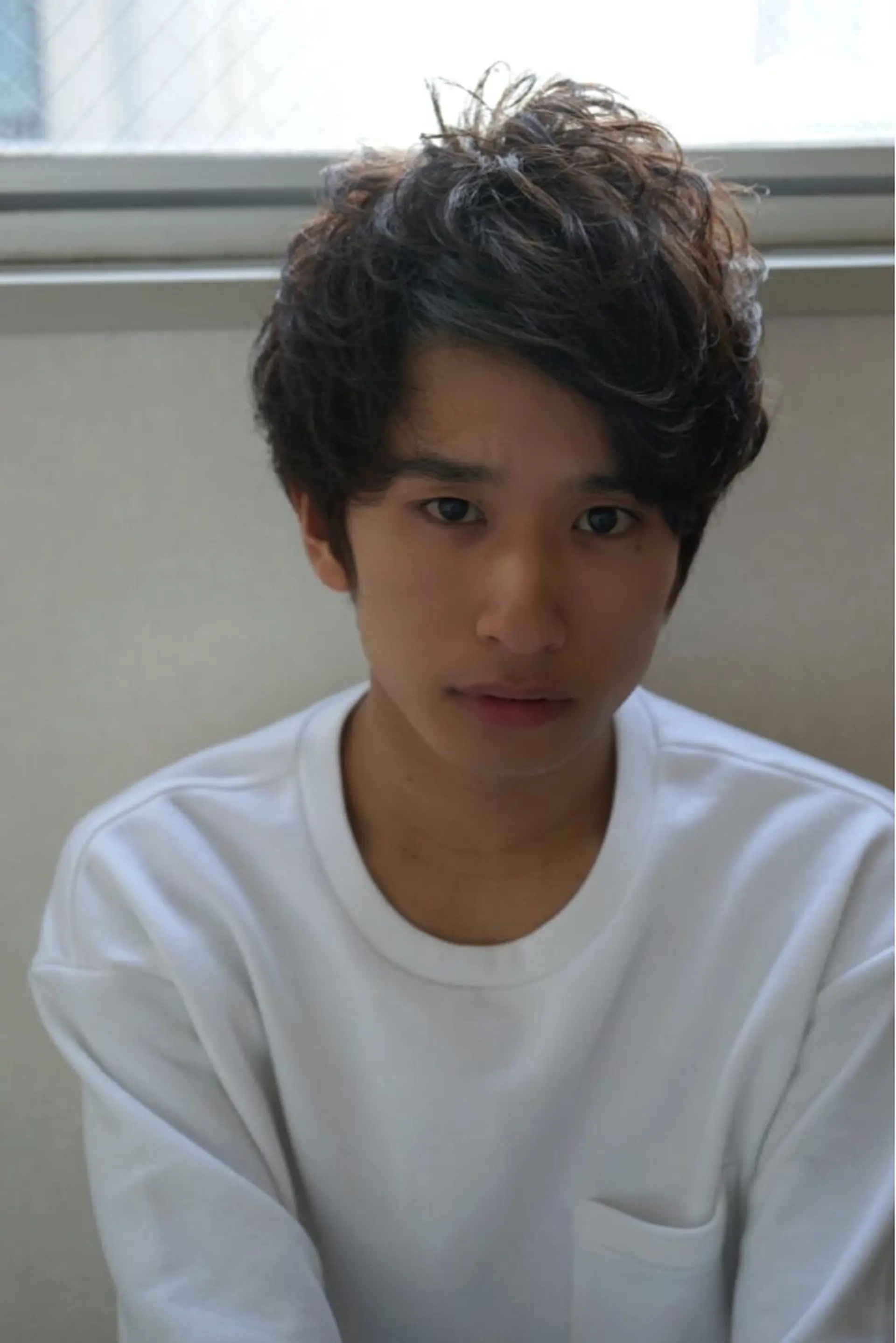 ショート カラー パーマ メンズ Lolonois池田 代表 鍜治本颯太のヘアスタイル