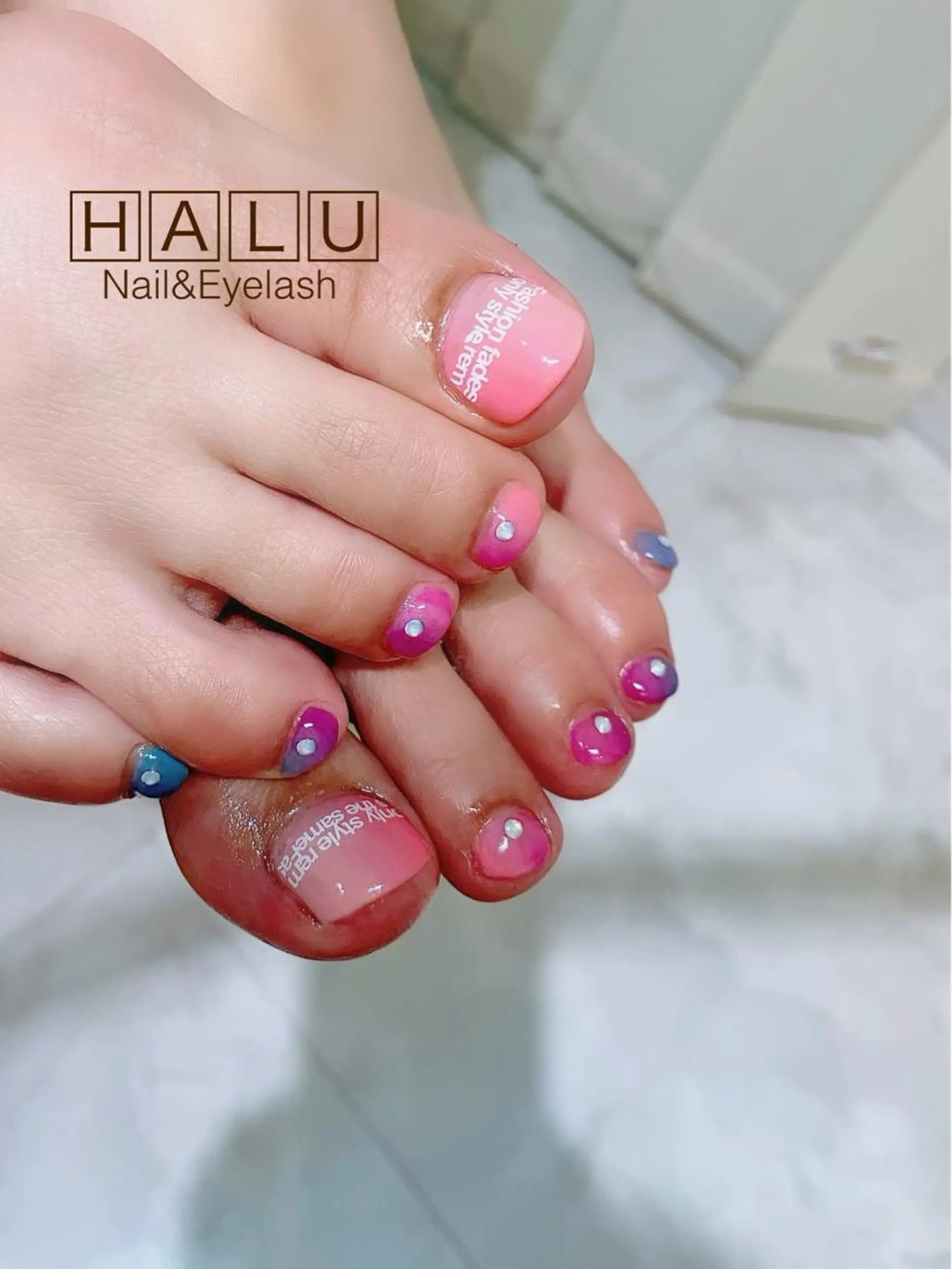 ネイル グラデーション HALU ハルのネイルデザイン