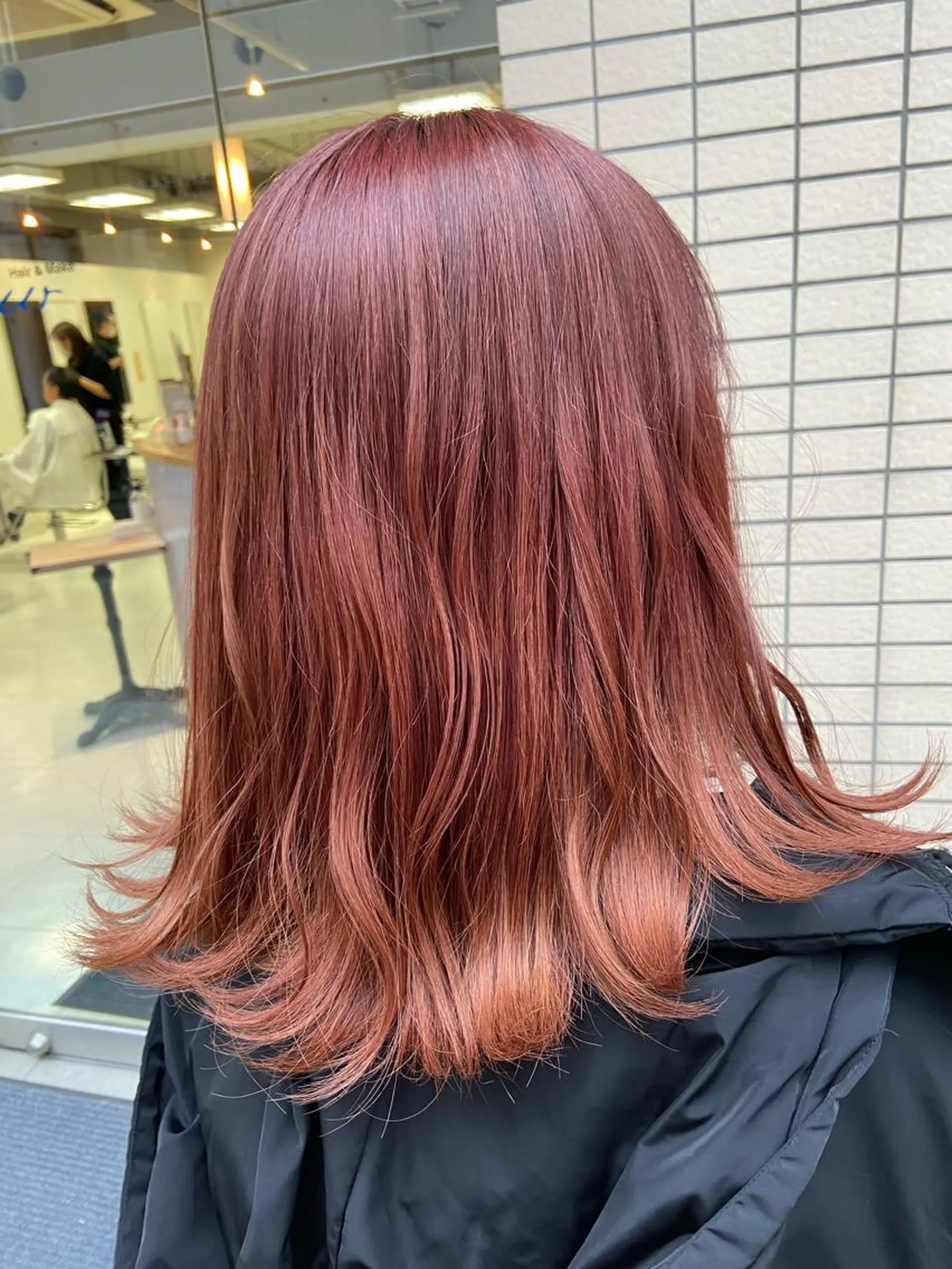 セミロング カラー ブリーチ ピンクカラー トリートメント 菊地 美憂のヘアスタイル