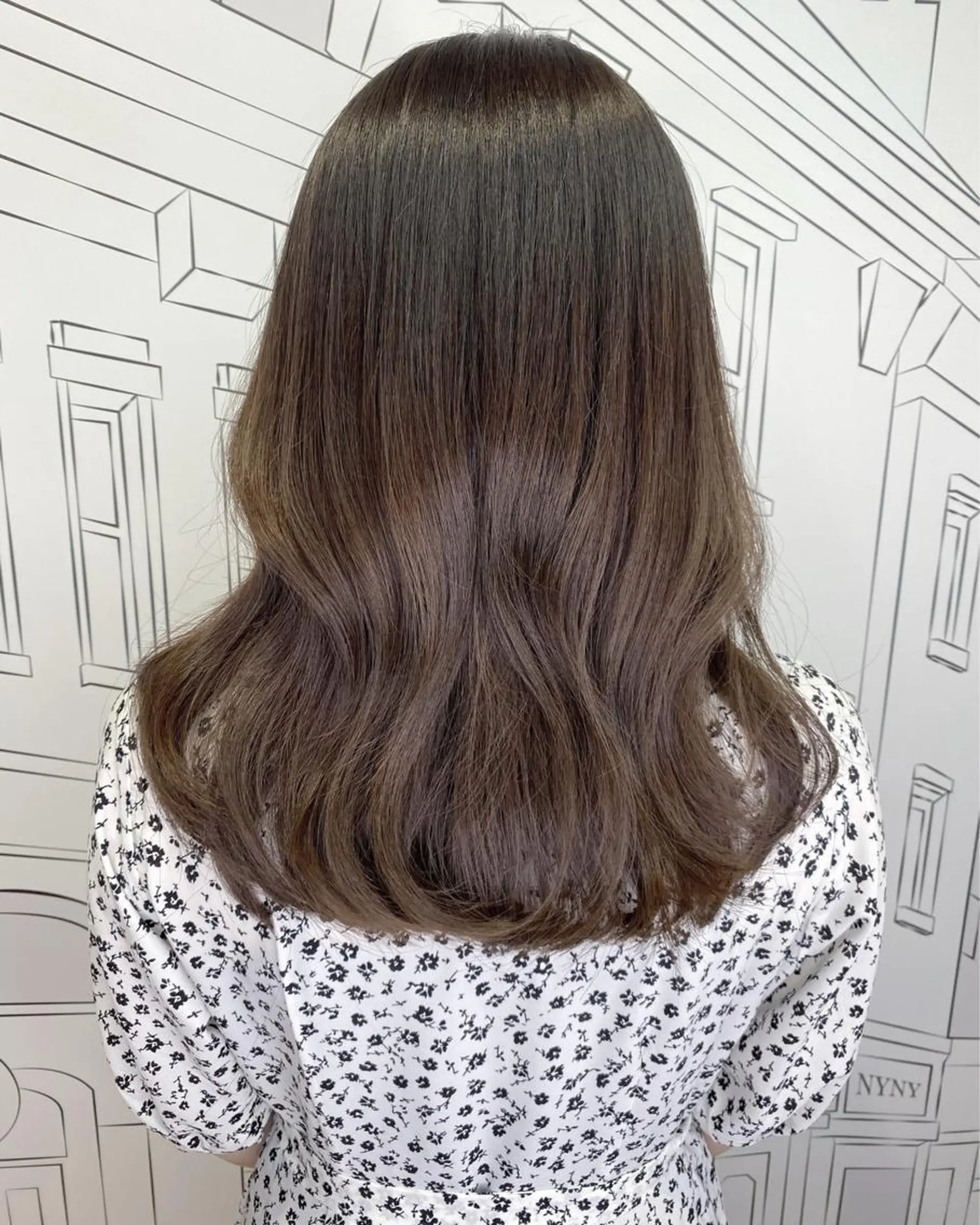 ミディアム 💎馴染むエクステ ×カラーTOMO💎のヘアスタイル