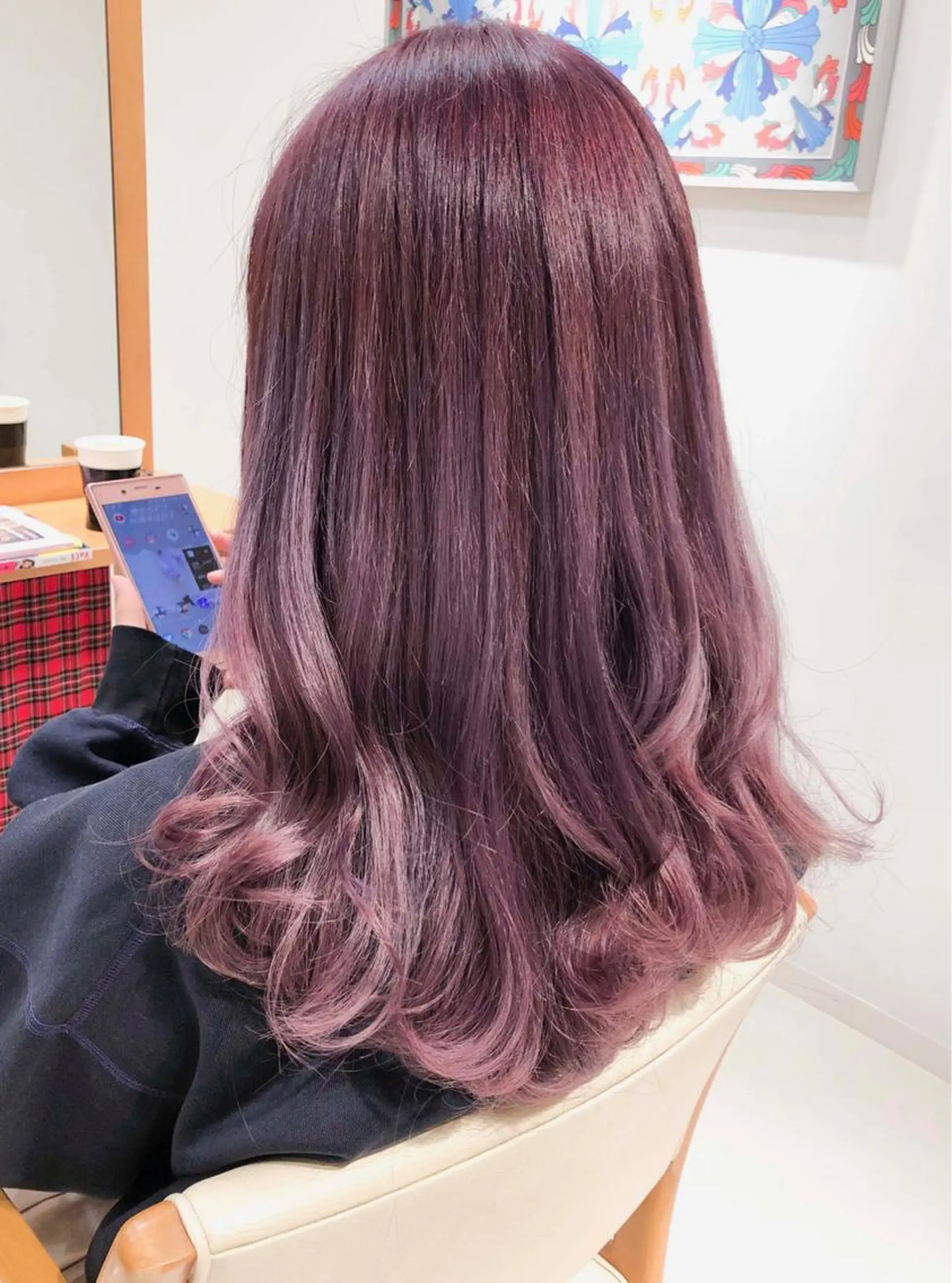 ロング カラー レッドカラー バイオレットカラー Days 透明感カラーのヘアスタイル