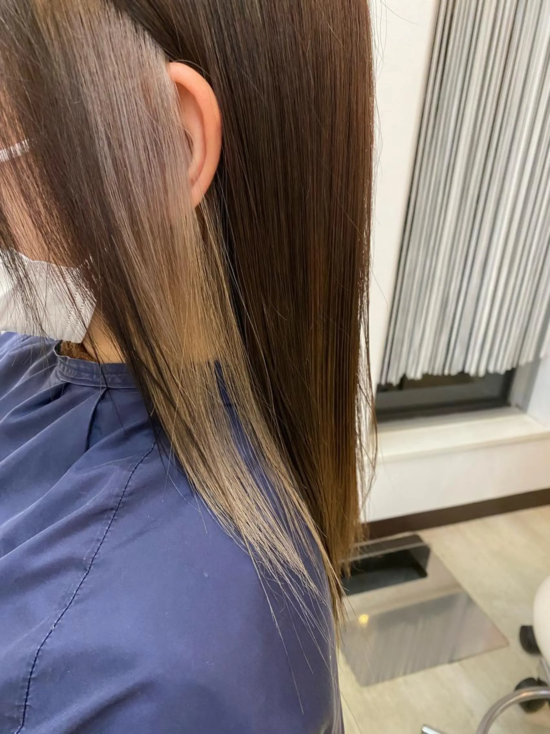 セミロング ヘアカラー agu hair mieux所属・見川 ヒカルのヘアスタイル