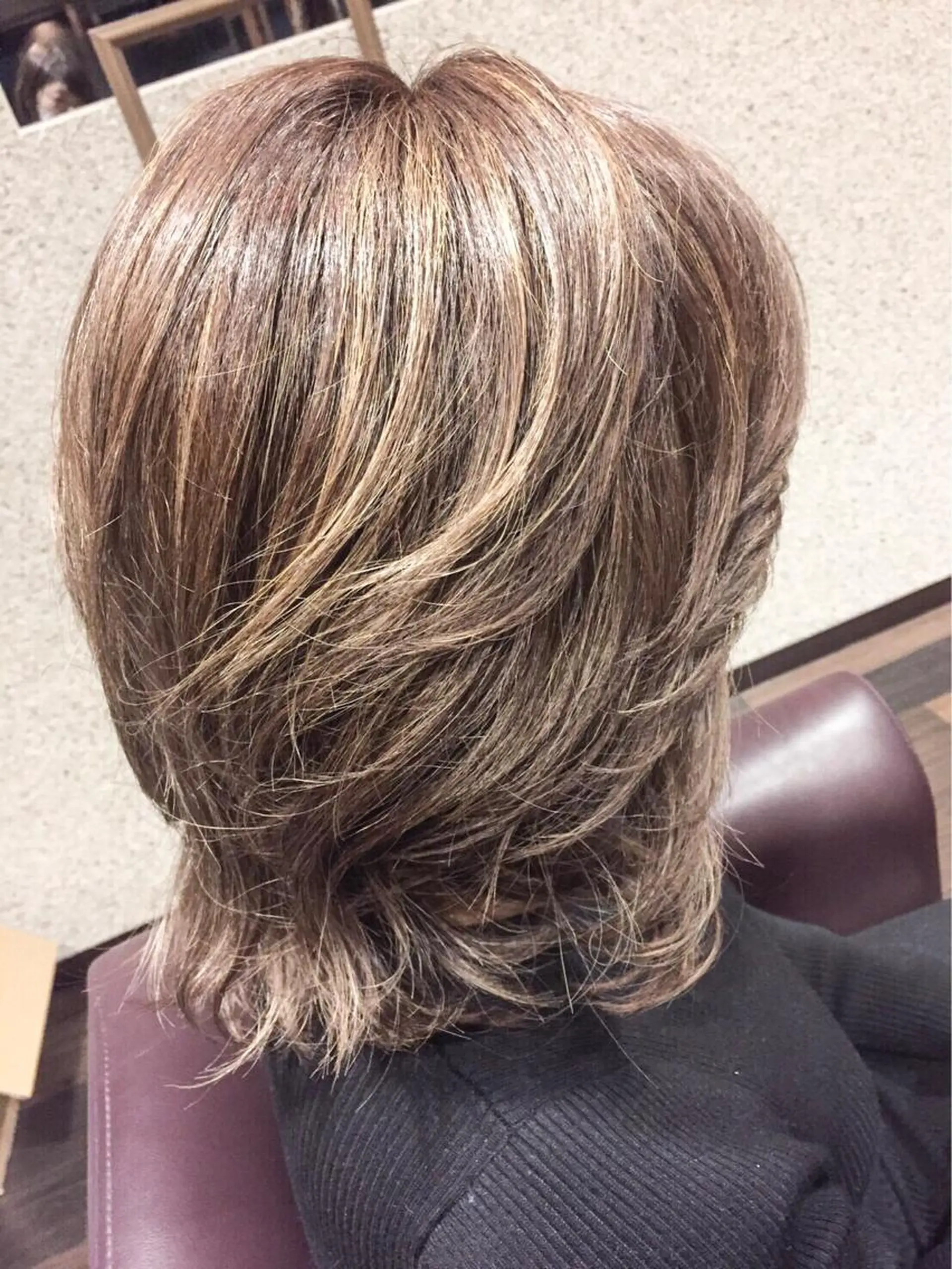 カラー ハイライトカラー 伊藤 優希のヘアスタイル