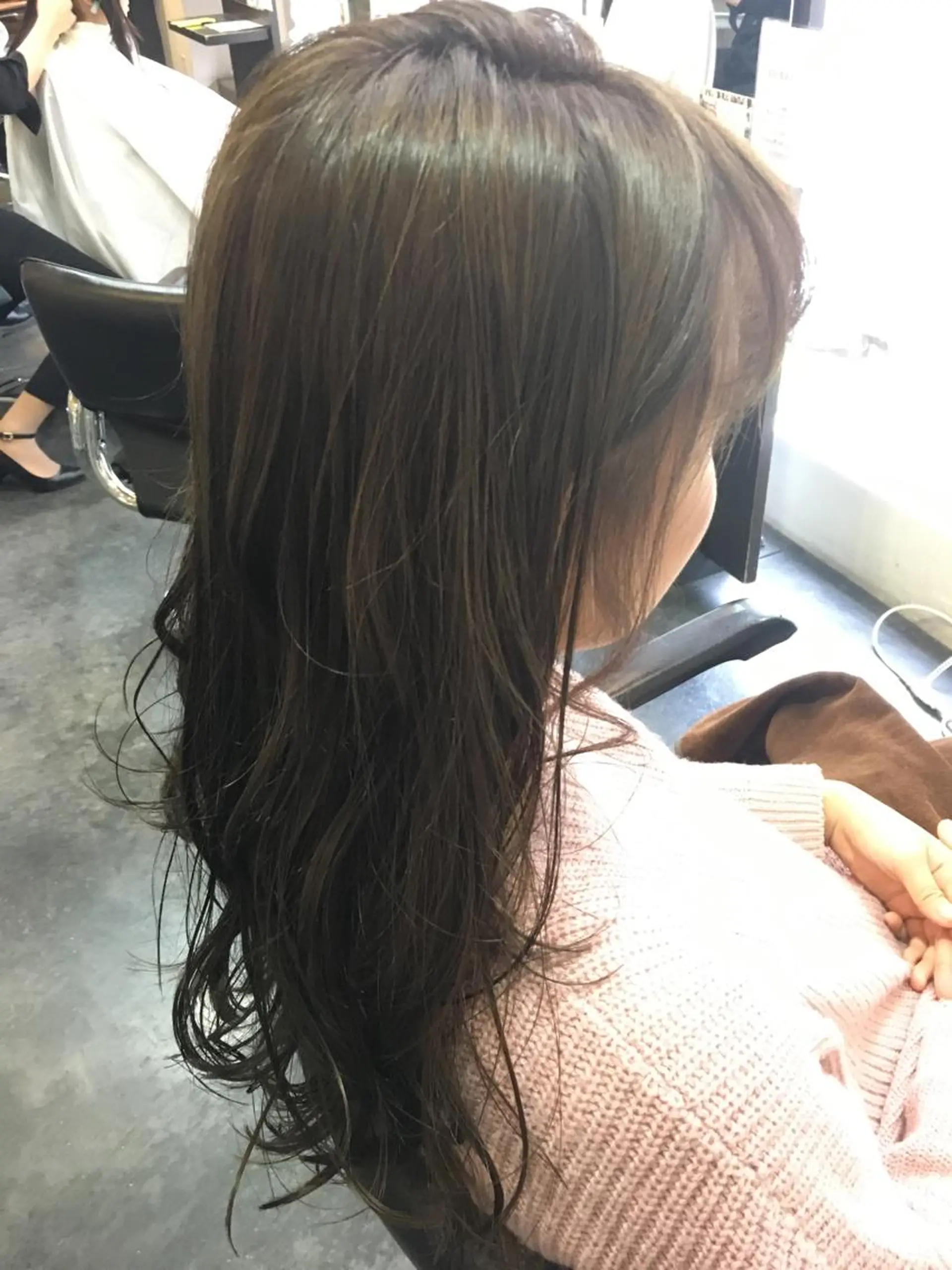 ロング カラー イルミナカラー トップスタイリスト 大野 唯のヘアスタイル