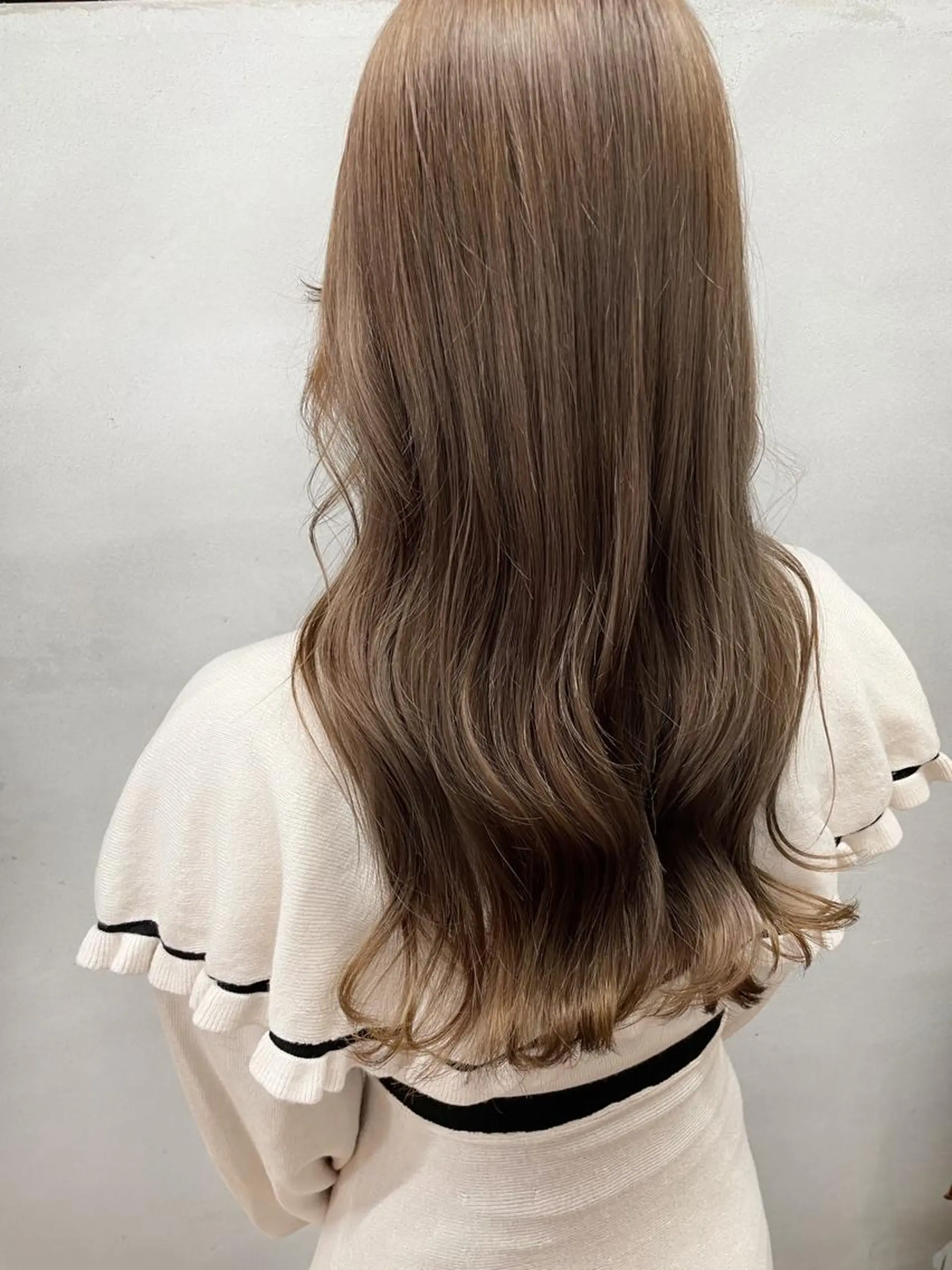 ロング カラー ベージュカラー 女性リピ90%🍨 🩷佐藤みずきのヘアスタイル