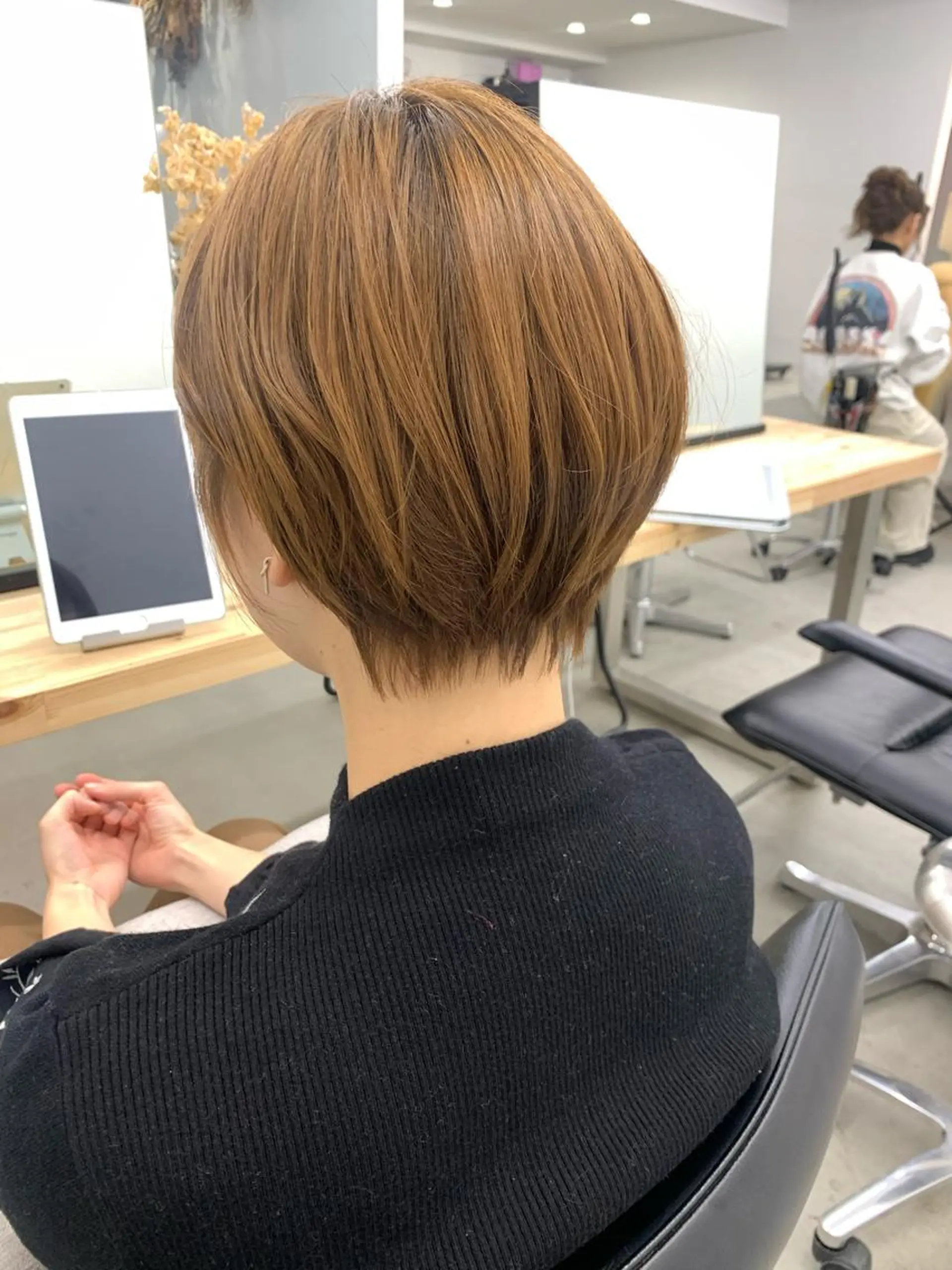 ショート LEBEN所属・leben serikaのヘアスタイル