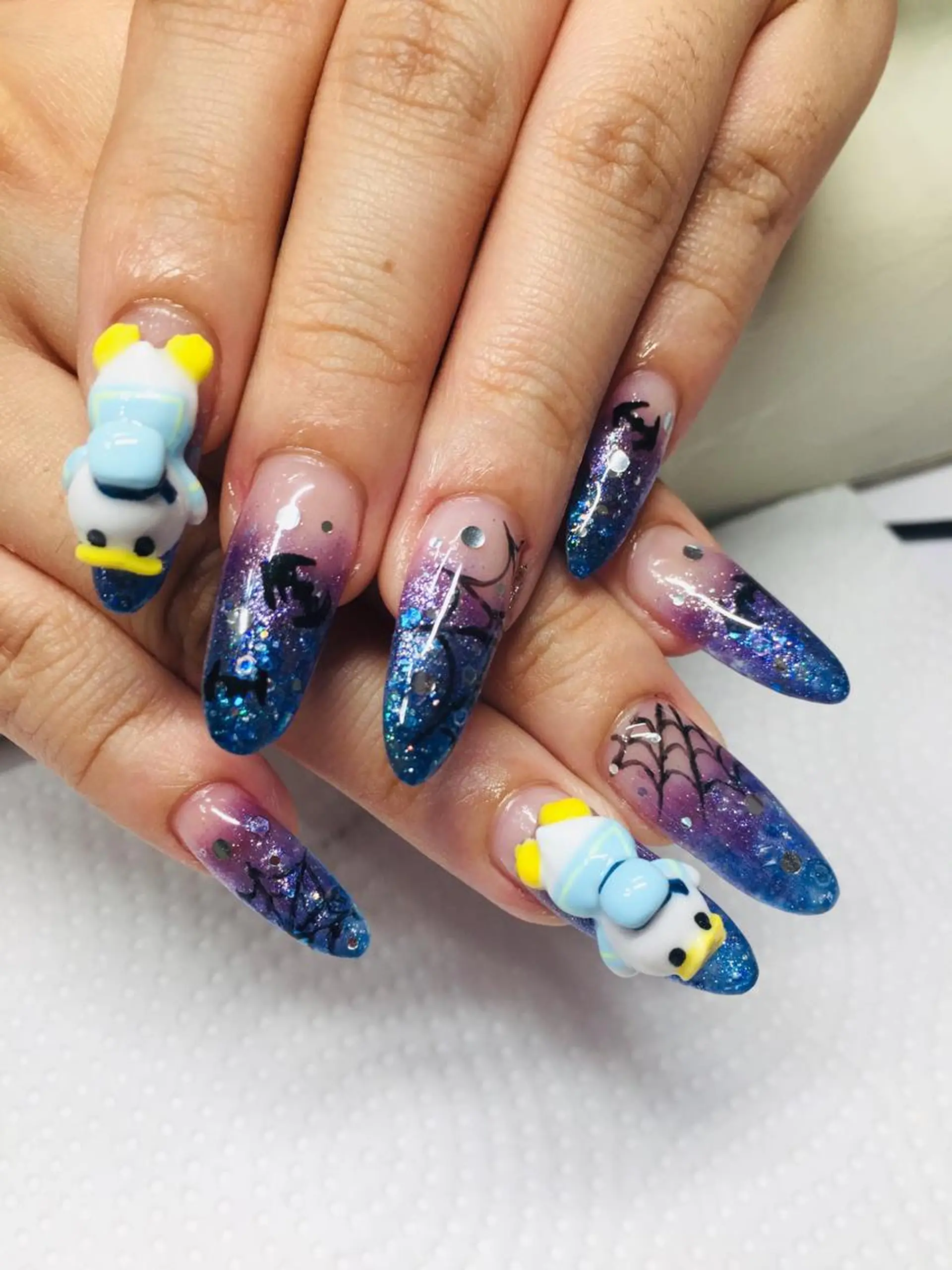 ネイル アートネイル ガールネイルサロン所属・ガール ネイルサロンのネイルデザイン