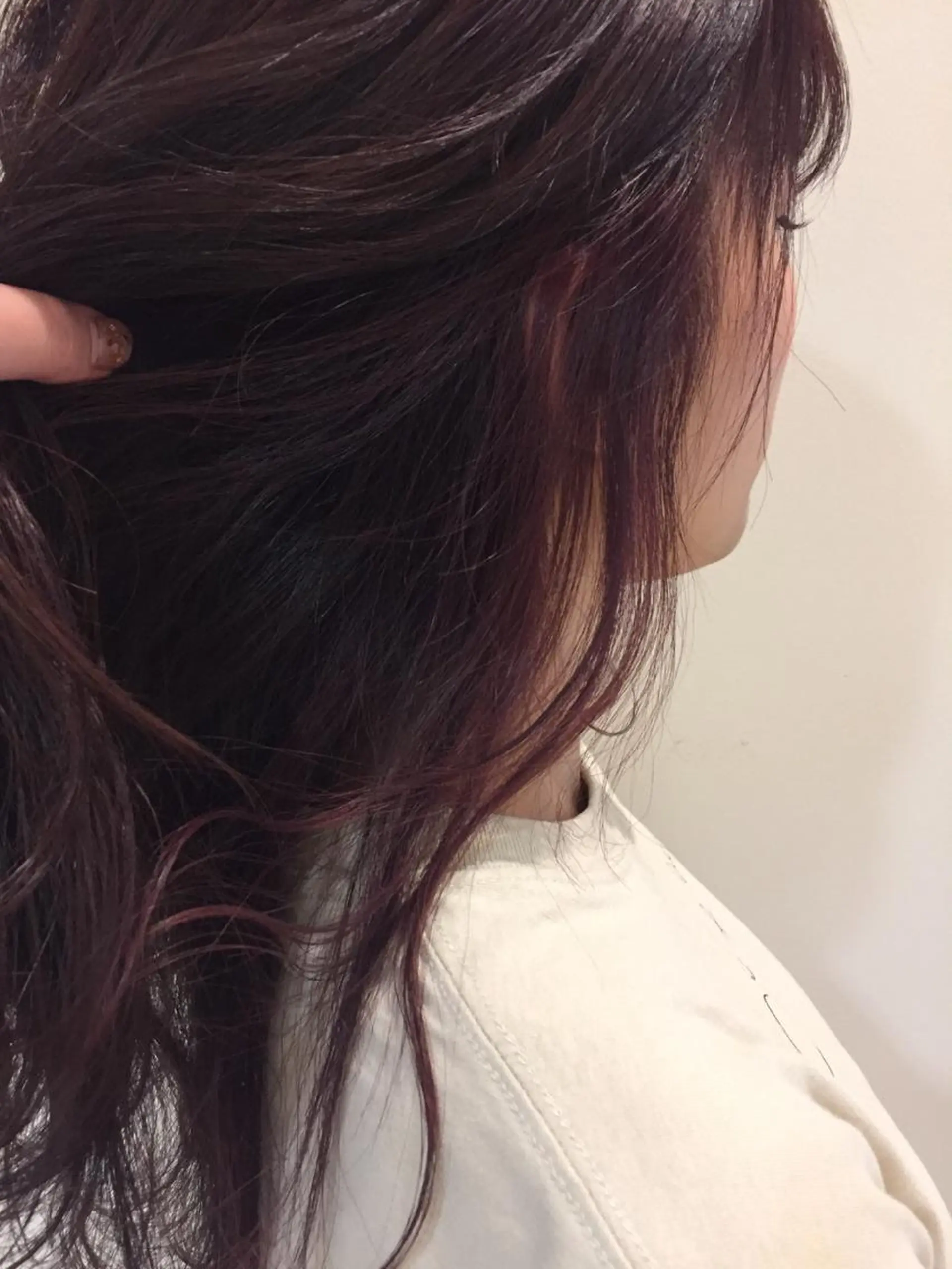 ロング カラー ブリーチ インナーカラー 似合わせ.ﾍｱｾｯﾄ 得意🌹井上美沙のヘアスタイル