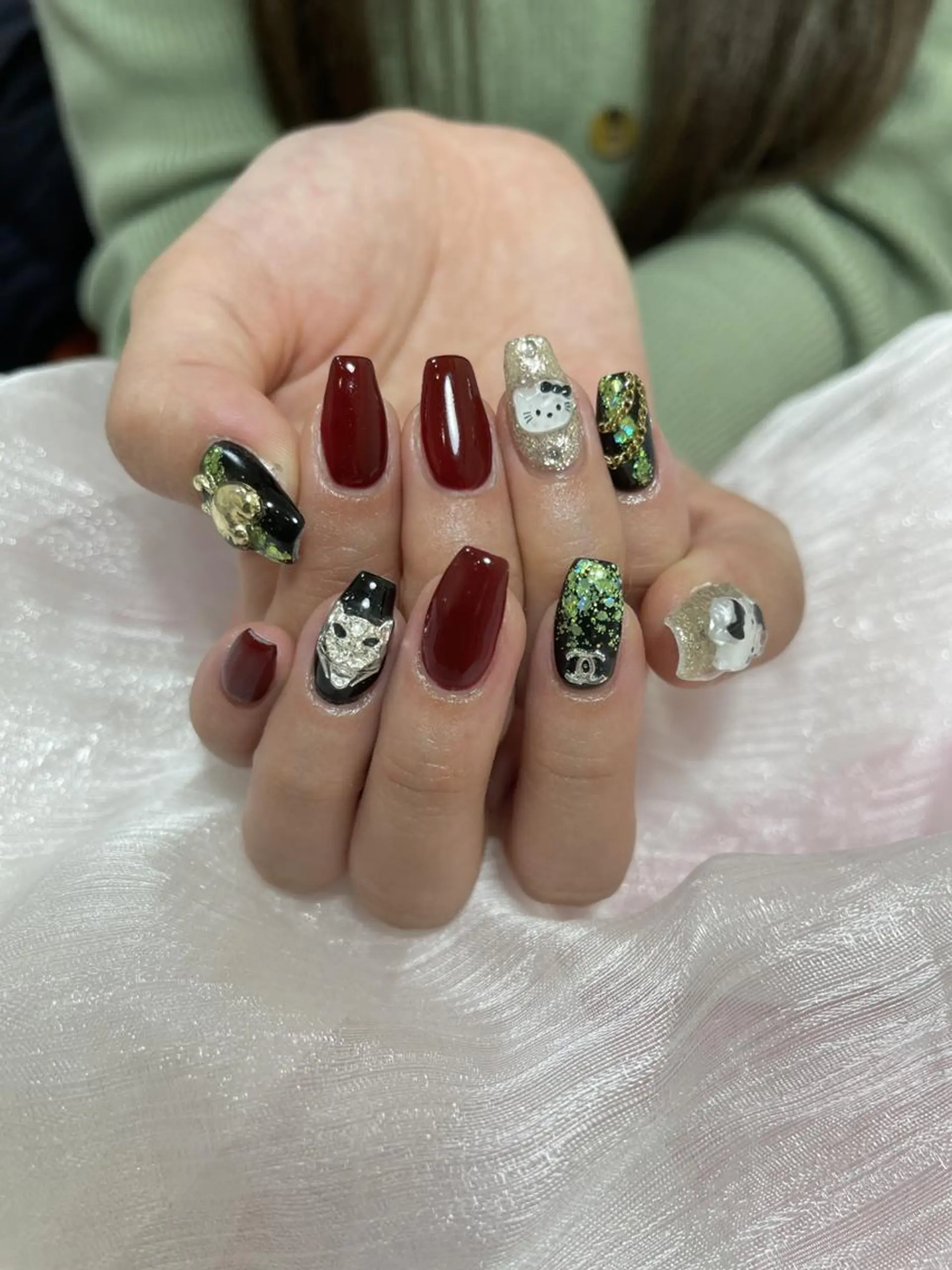 ネイル ハンドネイル ハンドケア DEMAIN- 🌹のネイルデザイン