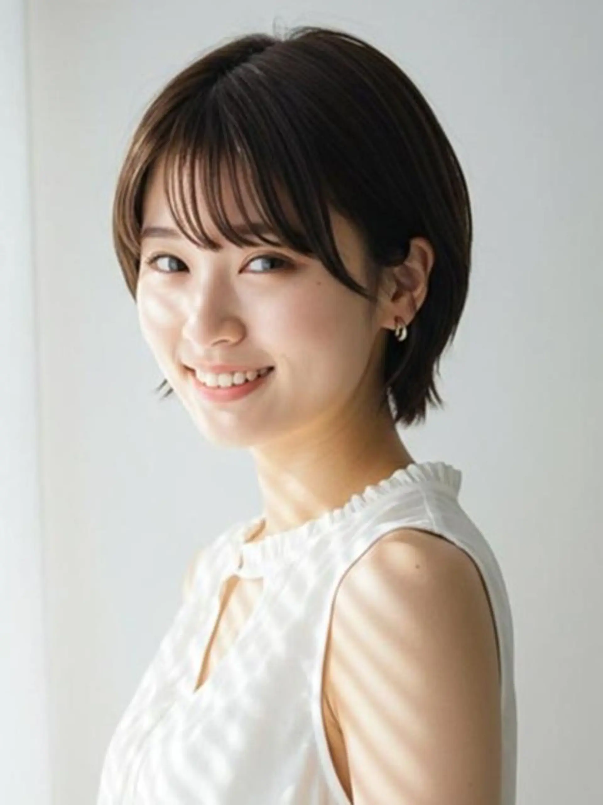 カラー バレイヤージュ ブリーチ ケアブリーチ ダブルカラー イヤリングカラー Helena EZGのヘアスタイル