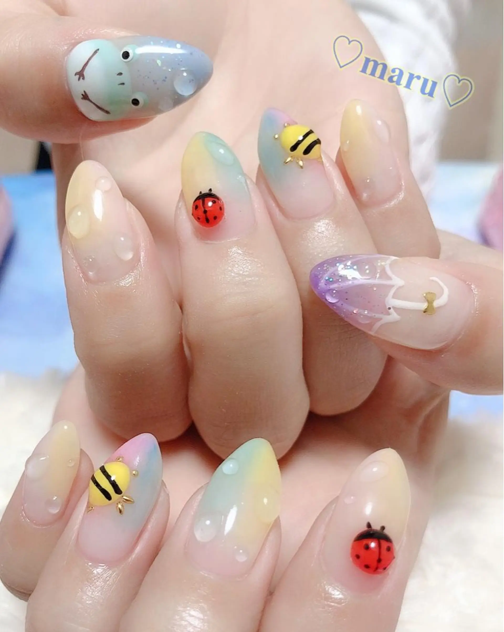 ネイル ハンドネイル フットネイル まるみ ♡のネイルデザイン