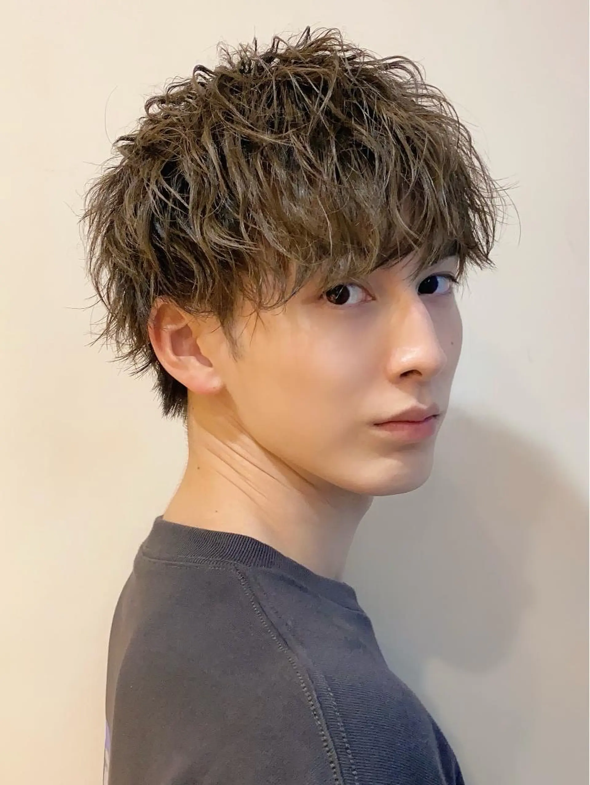 パーマ メンズ マッシュ メンズパーマ ツイストスパイラルパーマ 波巻きパーマ スパイラルパーマ fifth所属・センターパート／マッ シュ／パーマ　あさみのヘアスタイル