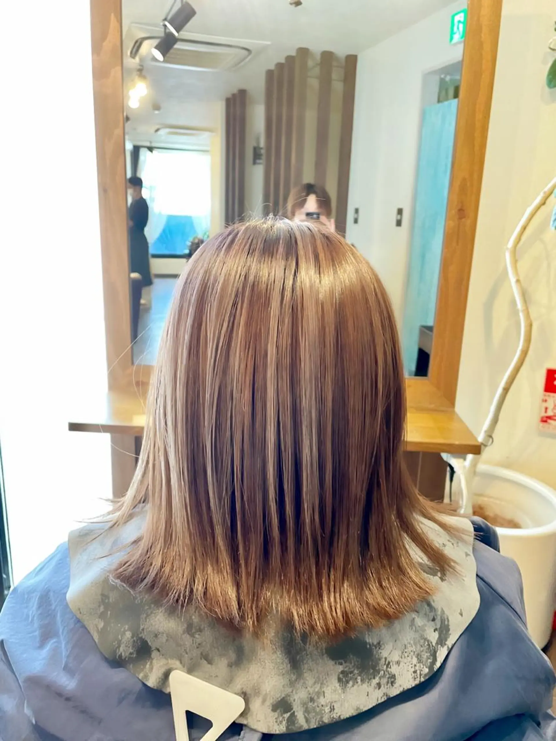 ミディアム カラー ハイライトカラー ハイライト LUCIA所属・透明感カラー/ブリー チ無し/瀧田恭平のヘアスタイル