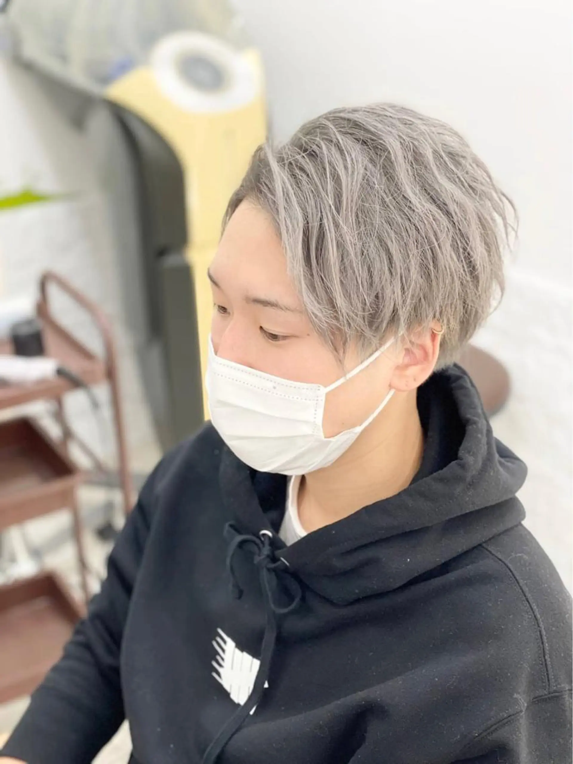 カラー メンズ シルバー カット ハイライト&曲がる 縮毛矯正特化 玉置のヘアスタイル